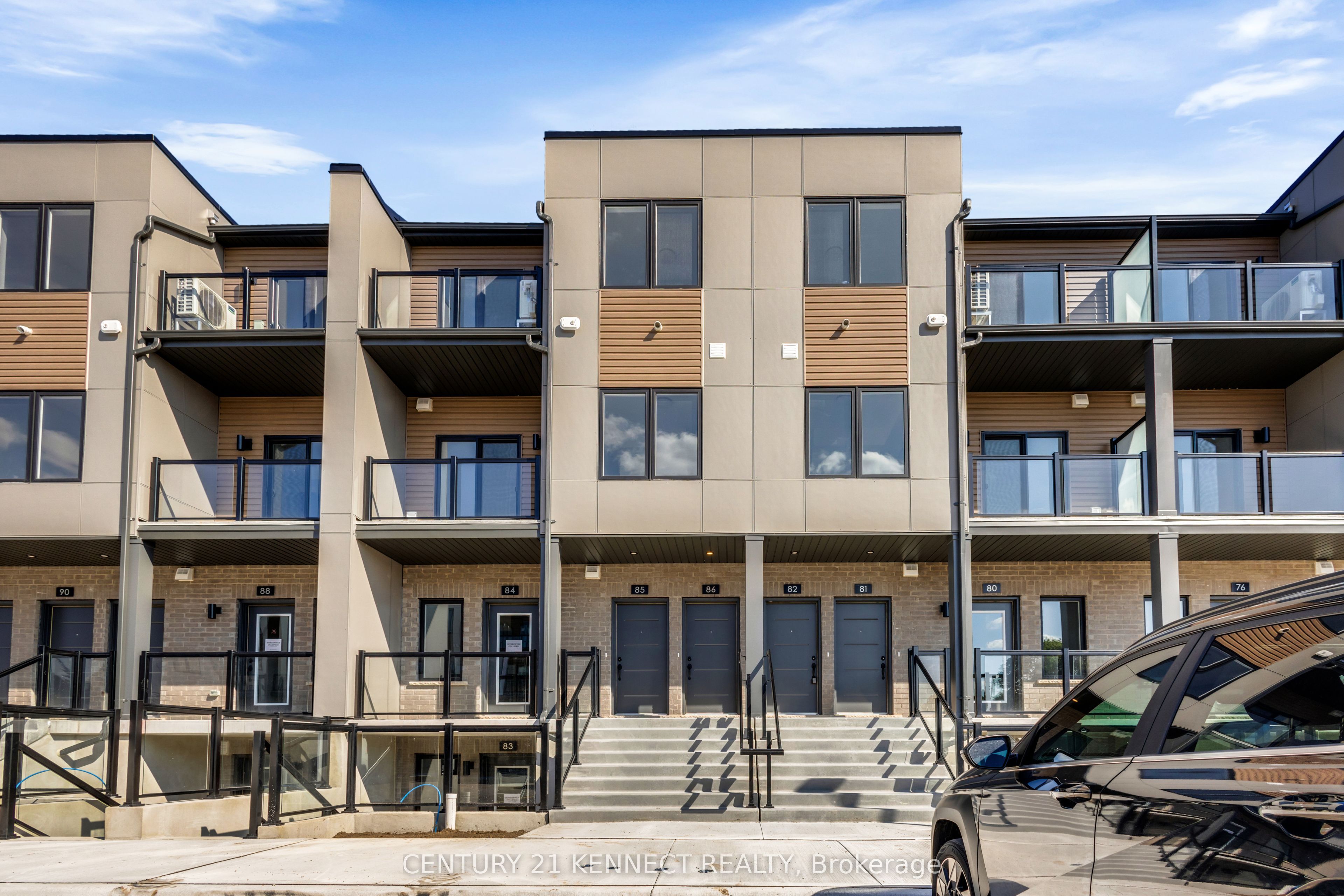42 Lowes Road W 82, Guelph, ON N1G 4X2 photo 2