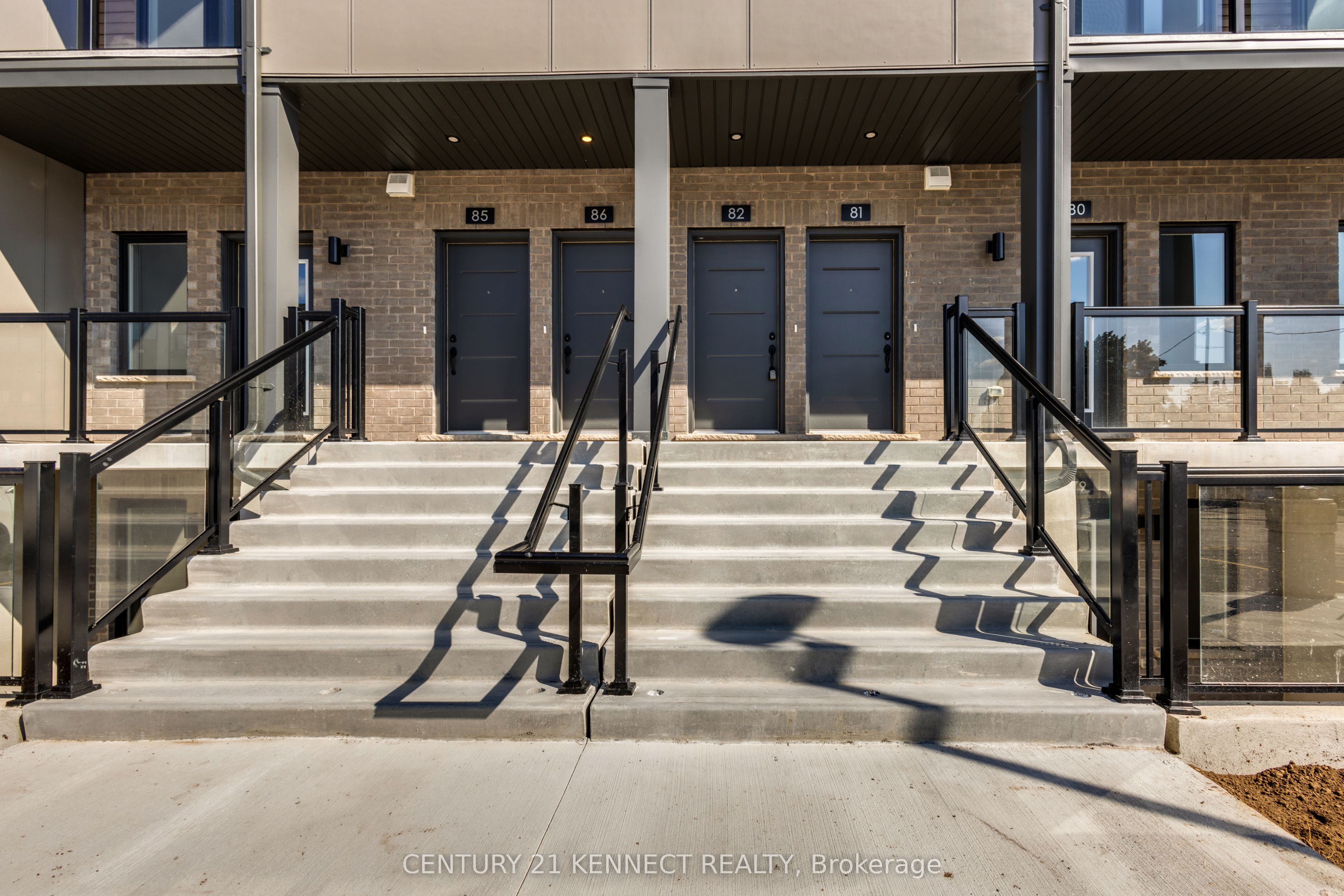 42 Lowes Road W 82, Guelph, ON N1G 4X2 photo 3