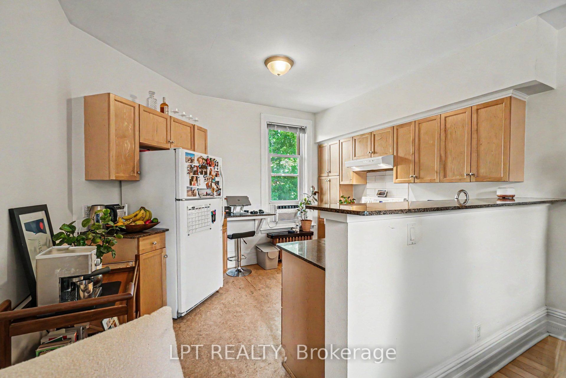 475 MacLaren Street 3, Ottawa Centre, ON K1R 5K5 photo 3