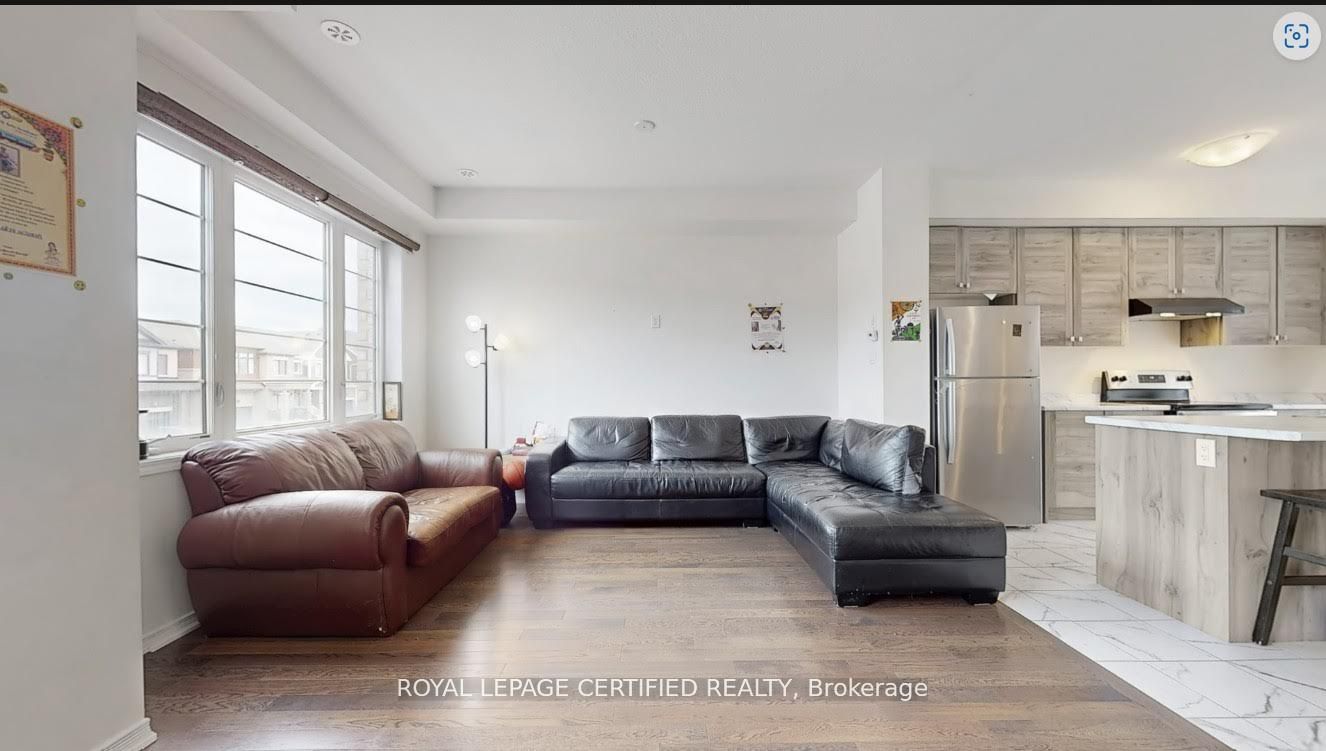 65 Holder Drive, Brantford, ON N3T 0W8 photo 3