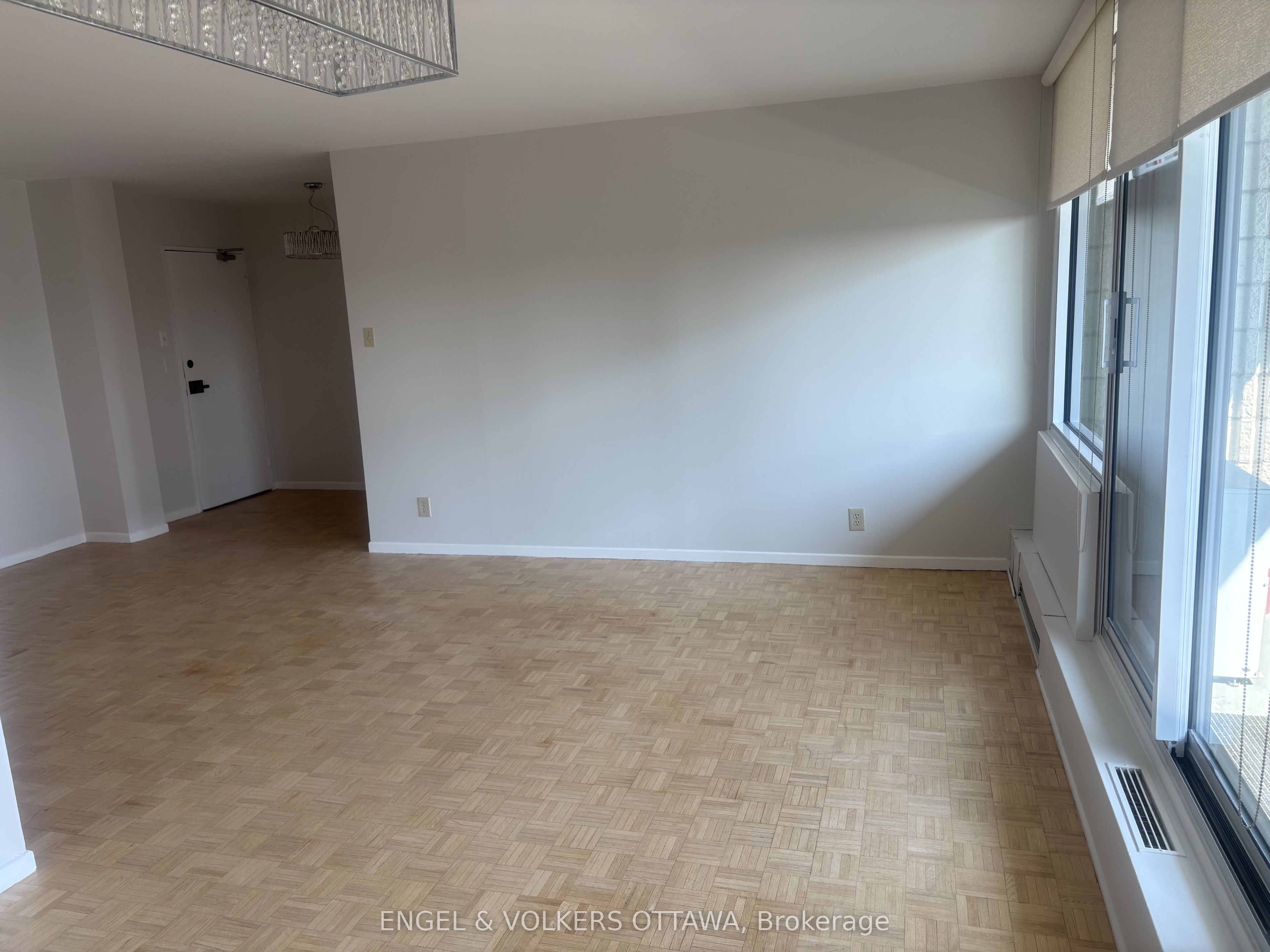 265 Poulin Avenue 1005, Britannia - Lincoln Heights and Area, ON K2B 7Y8 photo 5