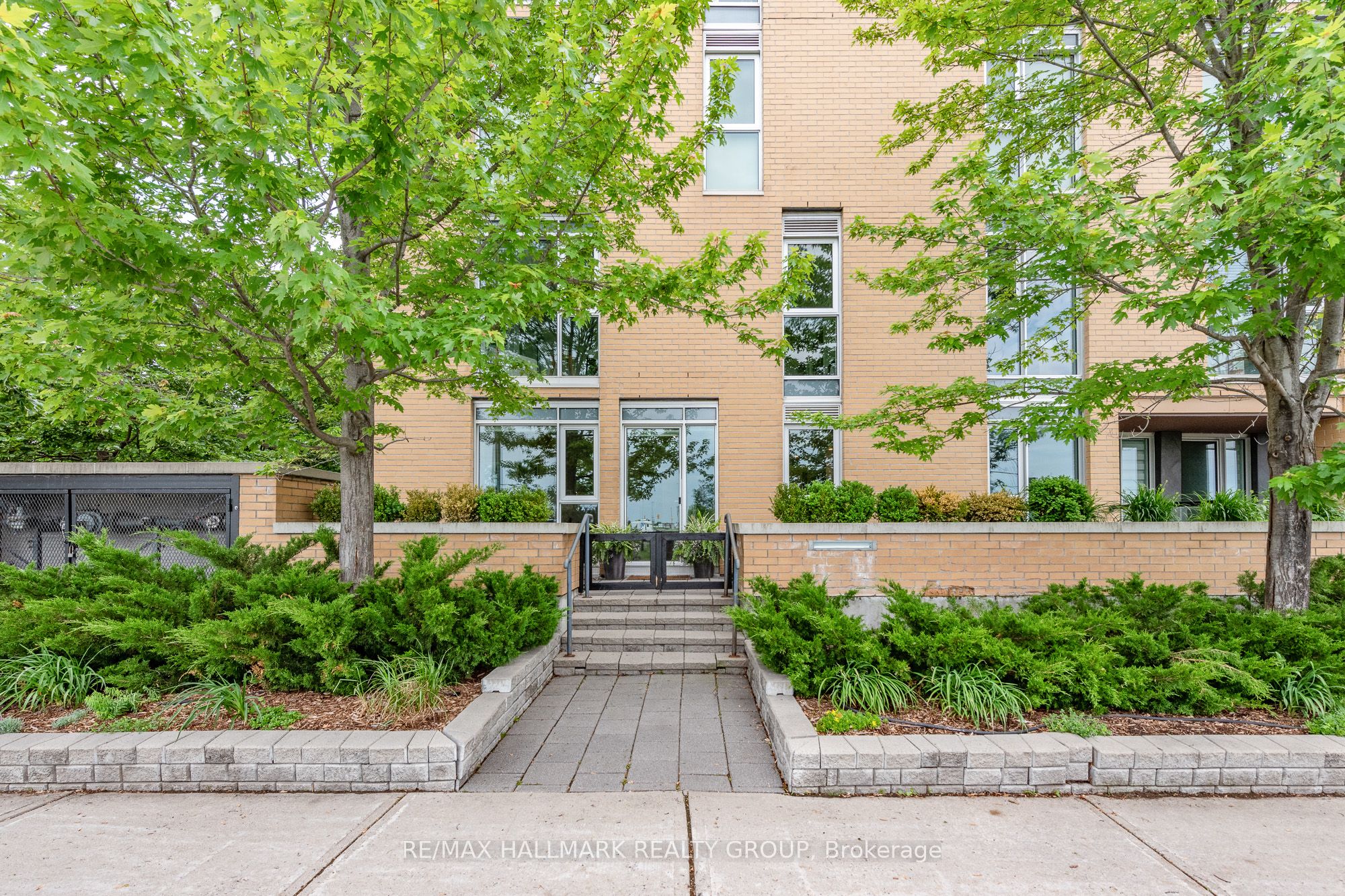 200 Lett Street 110, West Centre Town, ON K1R 0A7 photo 4