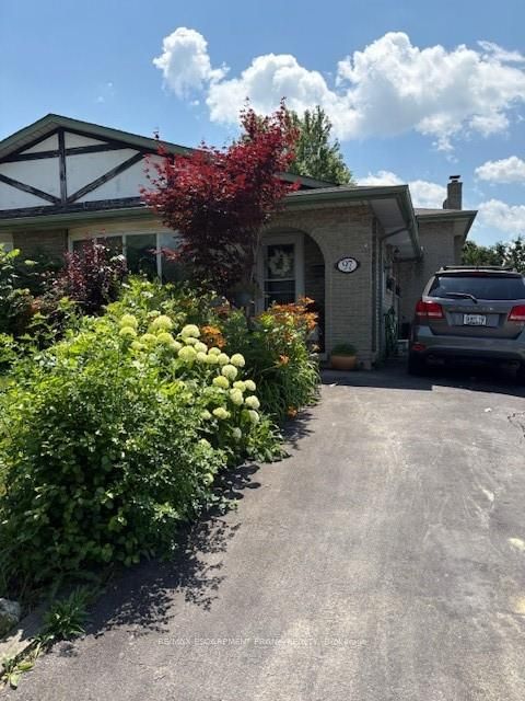 97 Guildwood Drive, Hamilton, ON L9C 6S3 photo 5