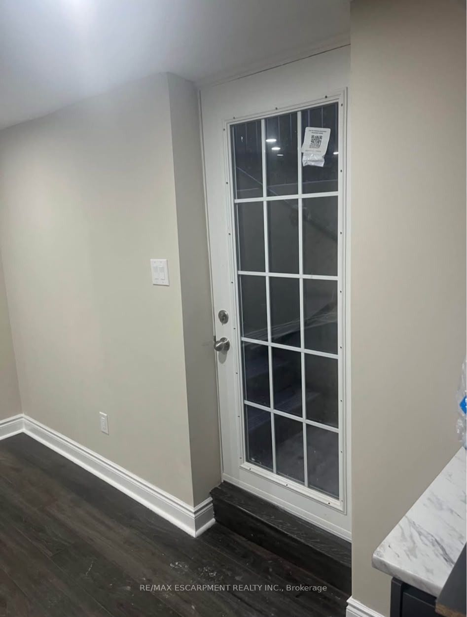 59 Edwina Court LOWER, Hamilton, ON L8V 4M2 photo 4