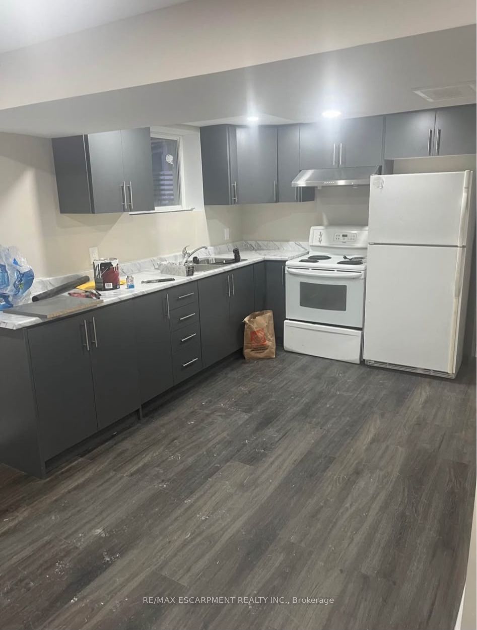 59 Edwina Court LOWER, Hamilton, ON L8V 4M2 photo 5