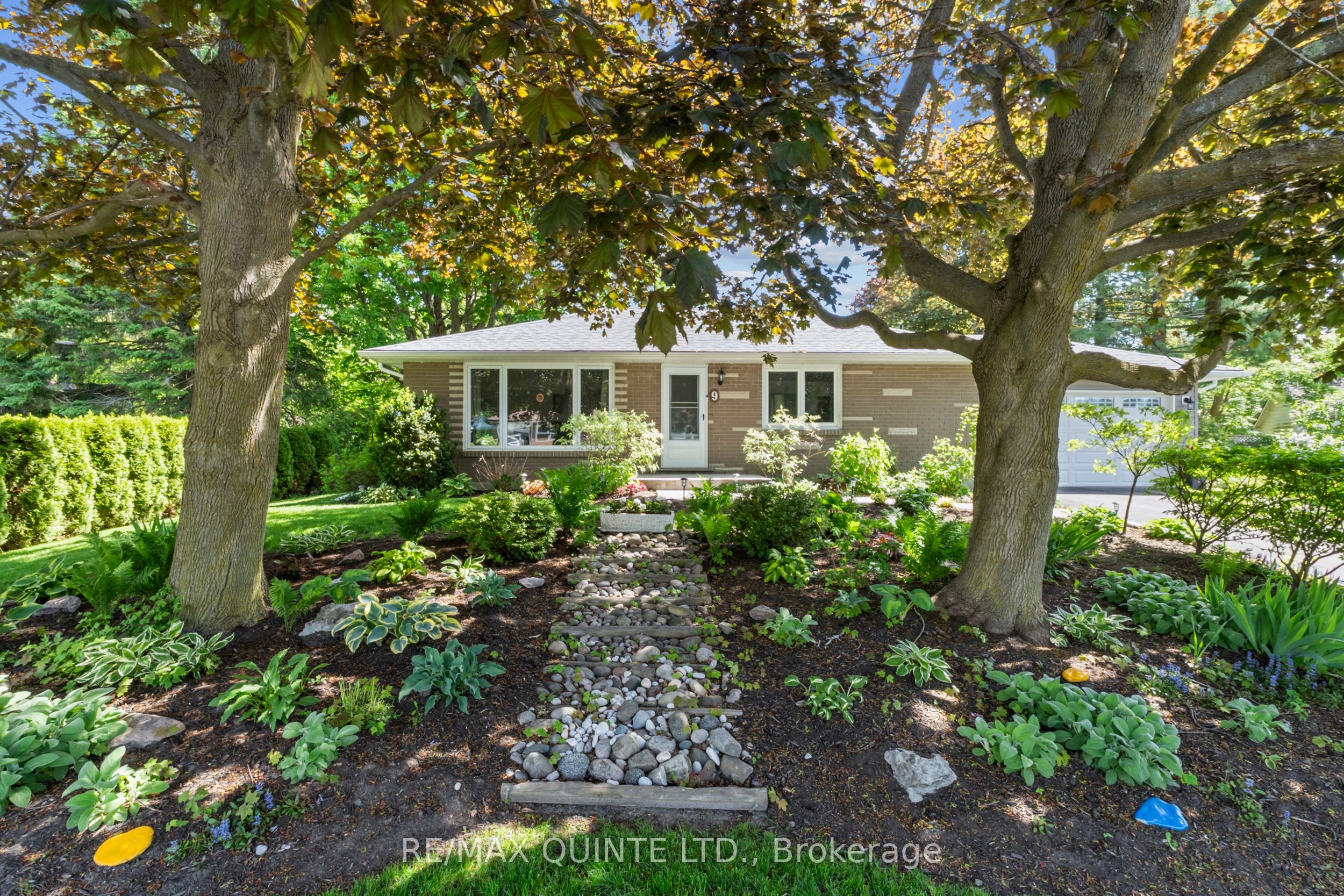 9 Cheer Drive, Brighton, ON K0K 1H0