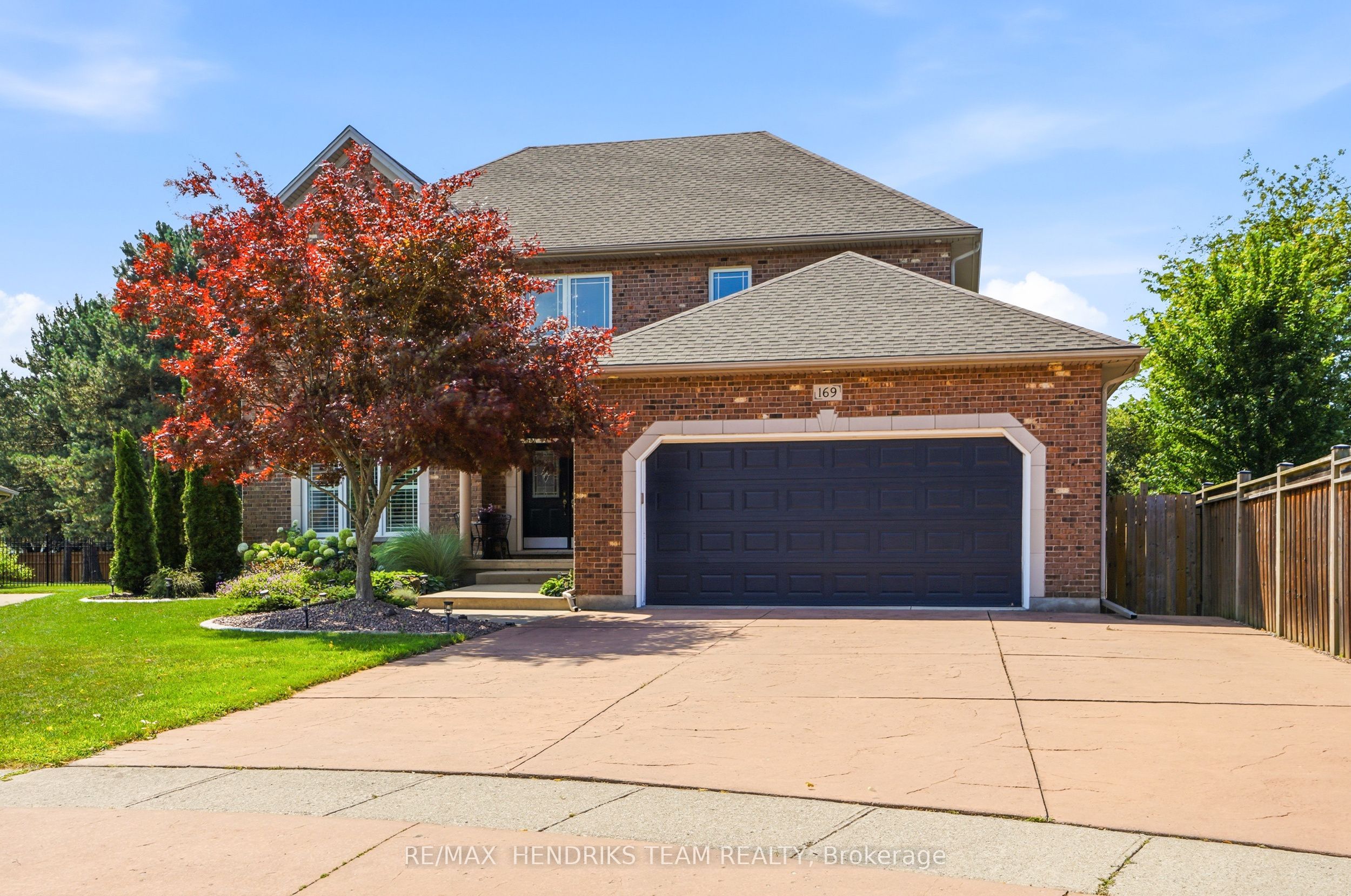 169 Michael Drive, Welland, ON L3C 7B8