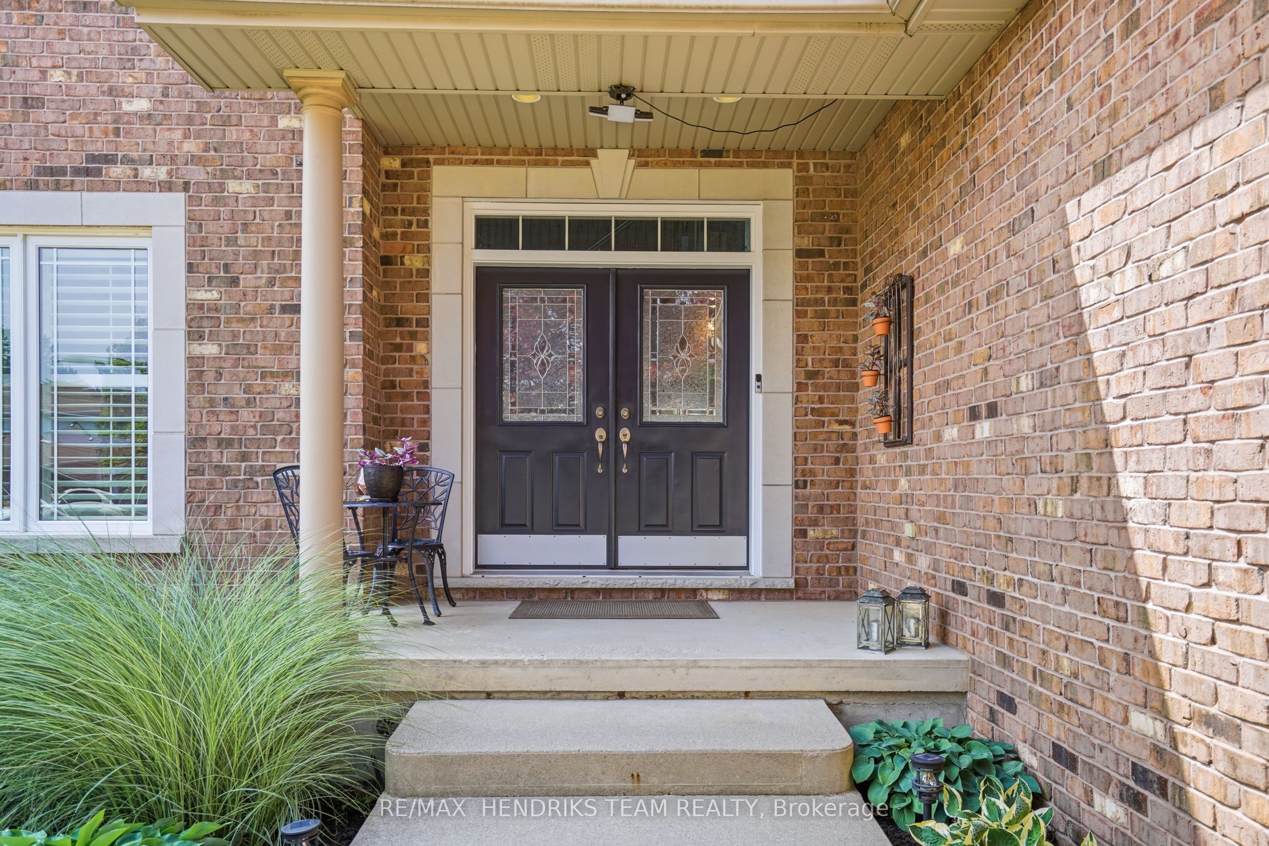 169 Michael Drive, Welland, ON L3C 7B8 photo 3
