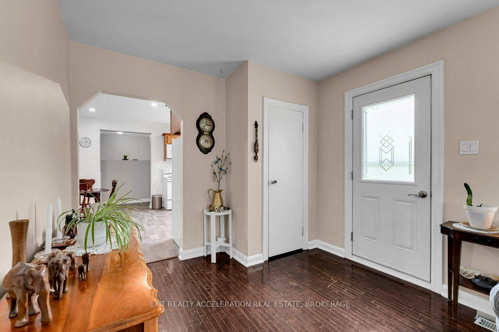 7520 County Road 2 E, Greater Napanee, ON K7R 3K6 photo 4