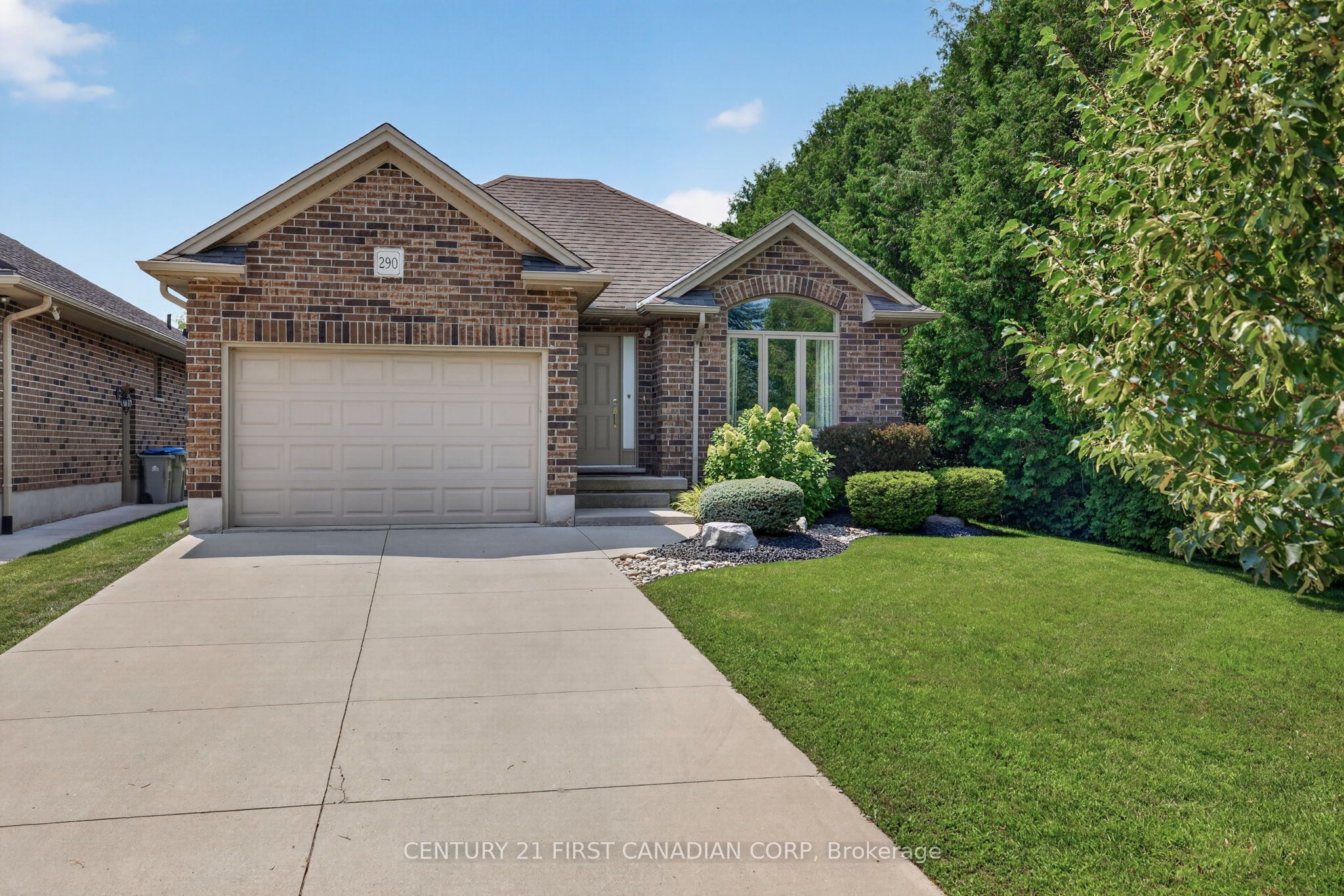 290 Mogg Street, Strathroy-Caradoc, ON N7G 0C6