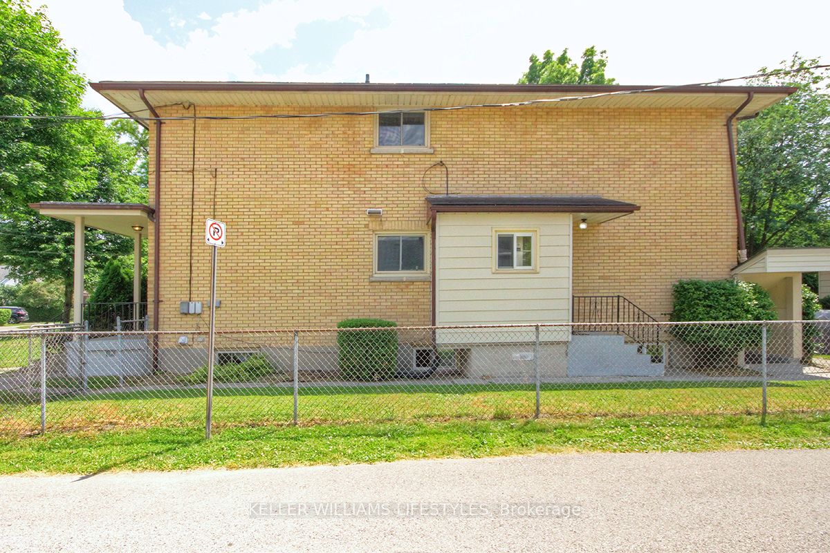 84 Wilson Avenue MAIN, London North, ON N6H 1X6 photo 4