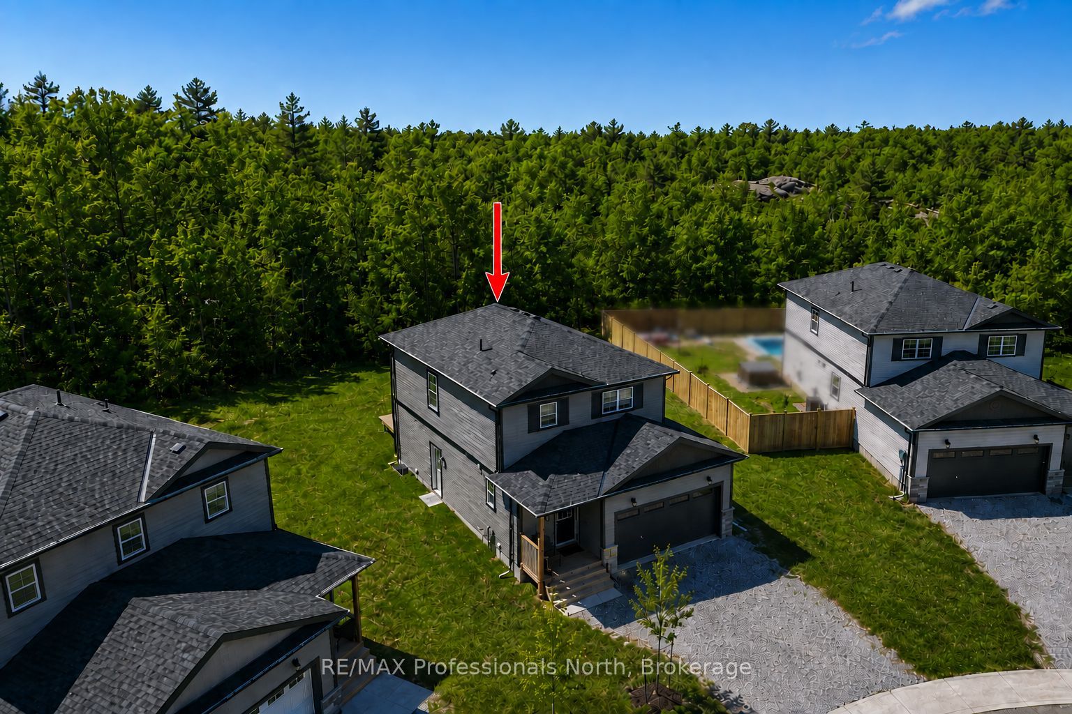33 Whitehorn Park Road W, Bracebridge, ON P1L 1W9 photo 3