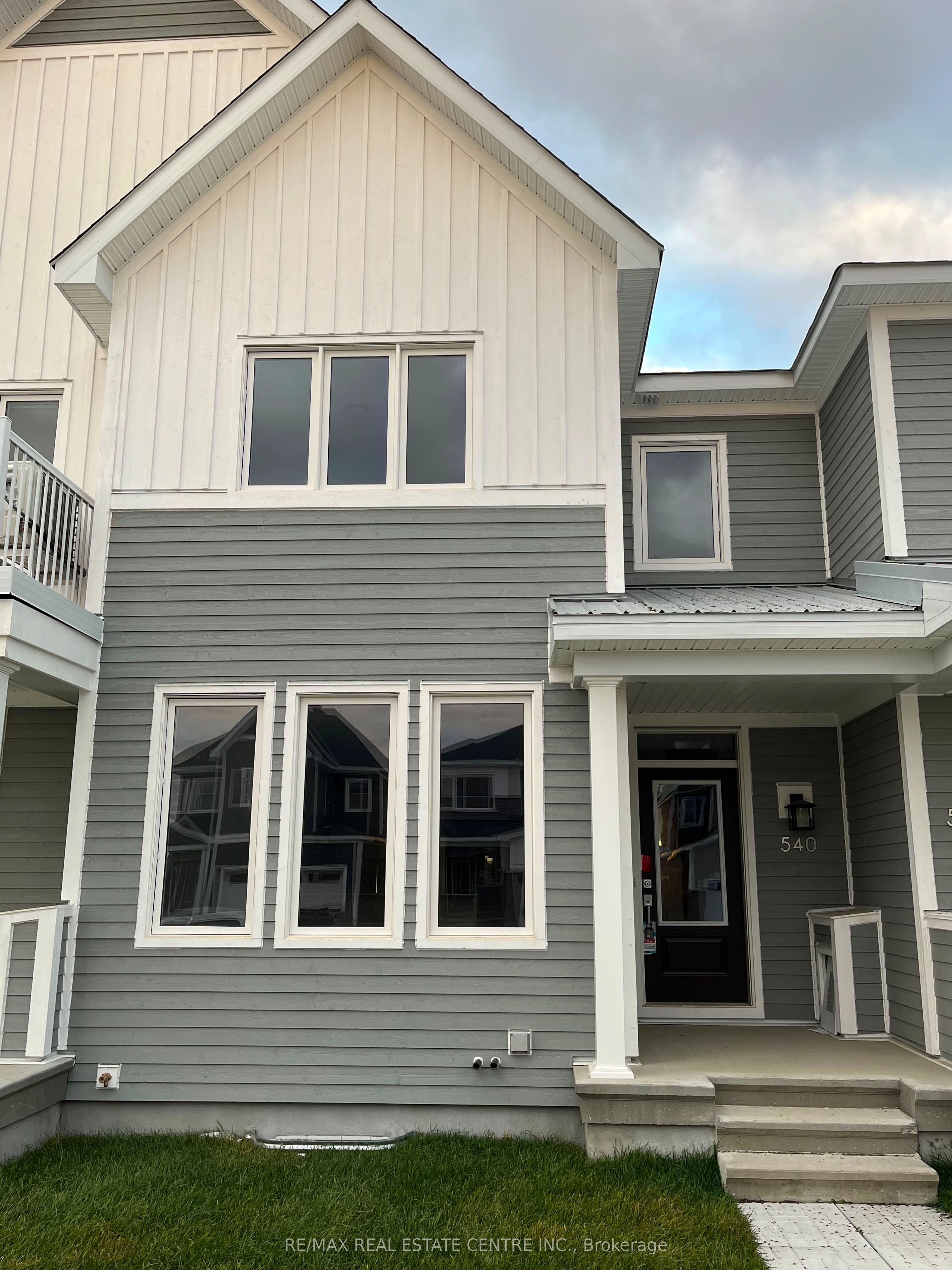 540 Oldenburg Avenue, Stittsville - Munster - Richmond, ON K0A 2Z0
