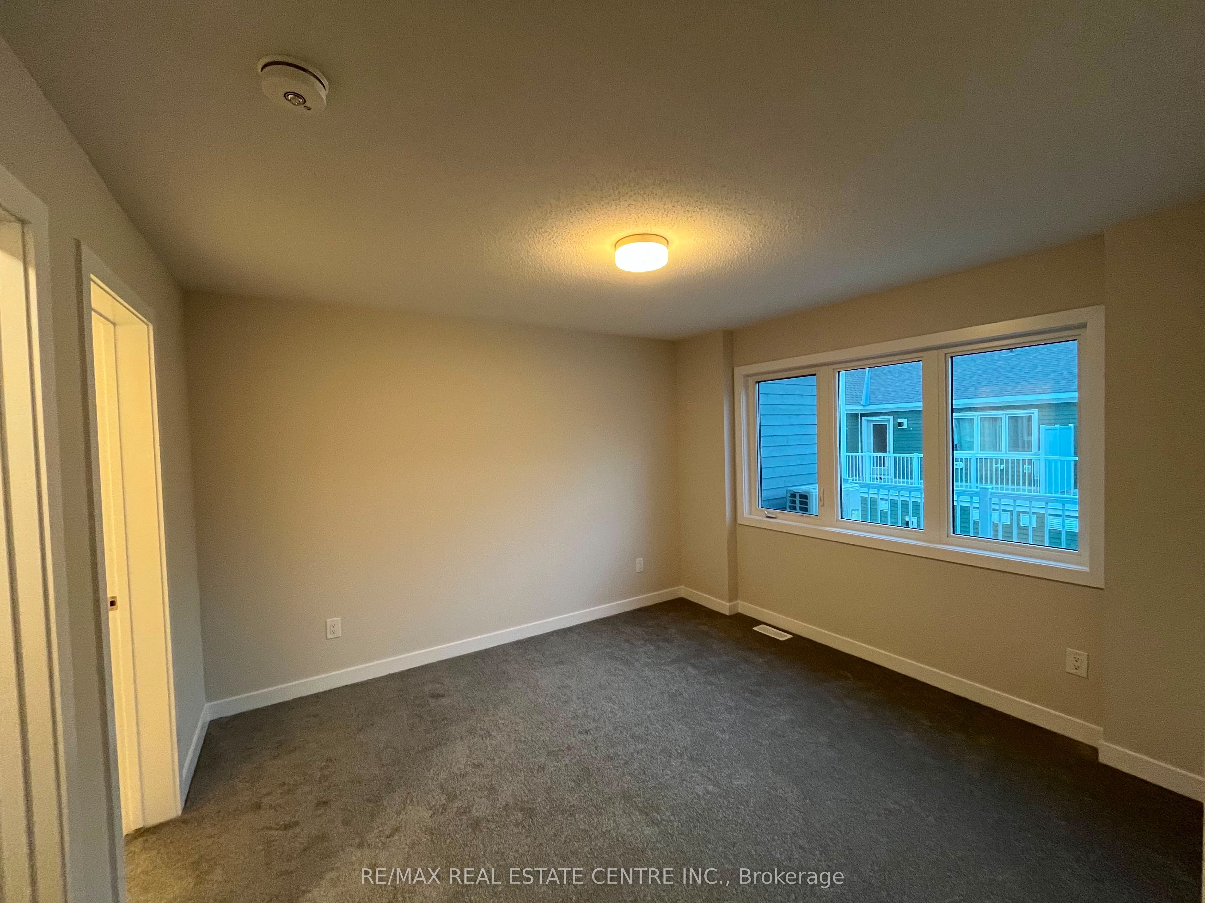 540 Oldenburg Avenue, Stittsville - Munster - Richmond, ON K0A 2Z0 photo 5