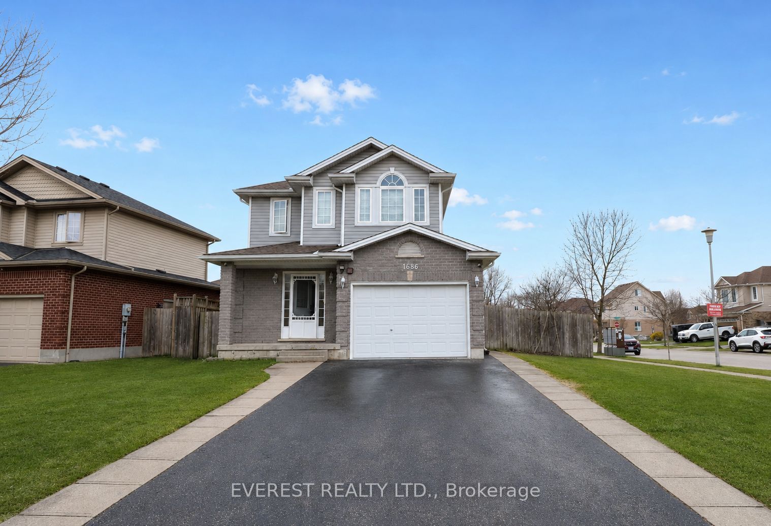 1686 Blackmaple Crescent, London East, ON N5Y 6L6 photo 2