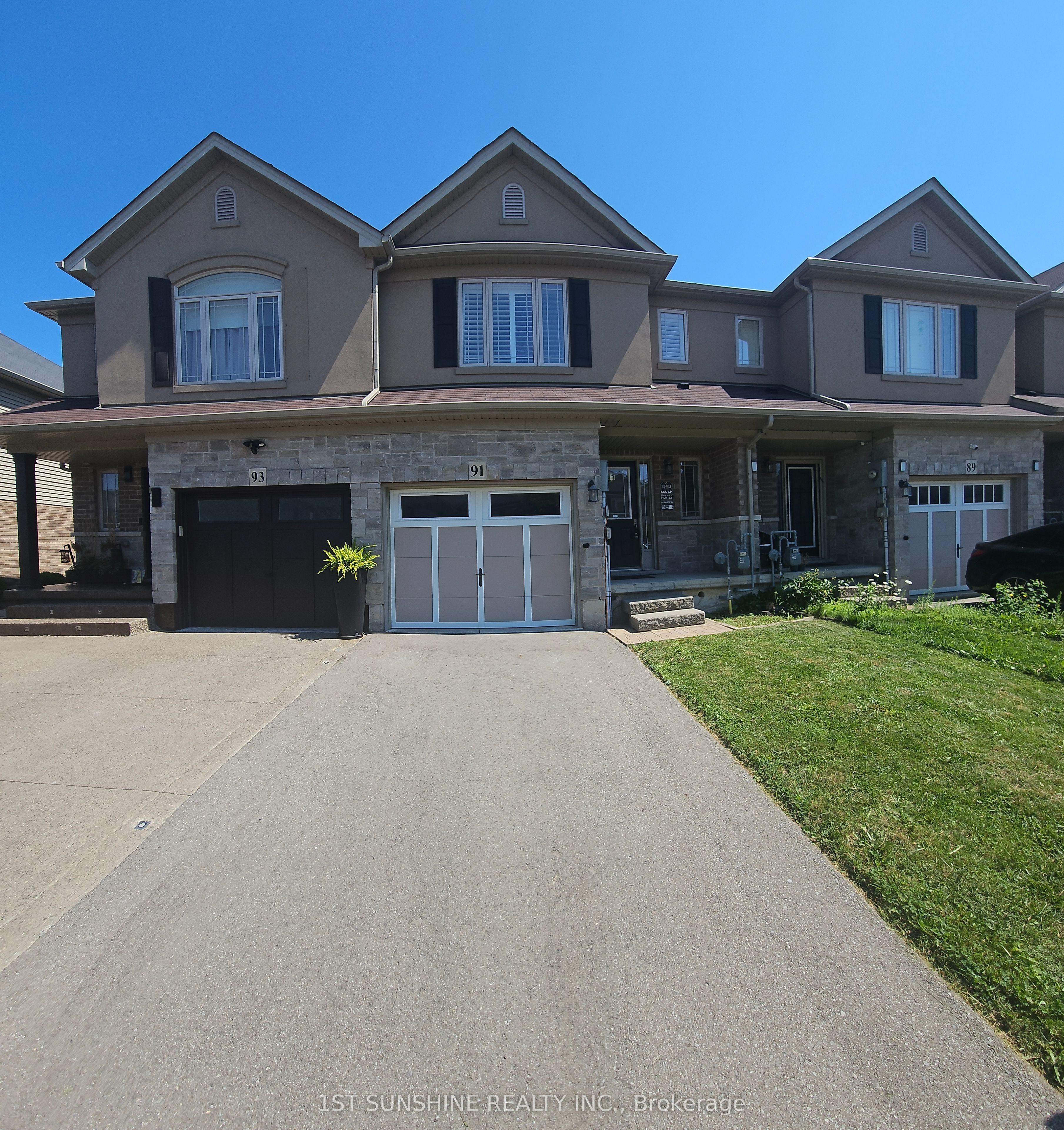 91 Chamomile Drive, Hamilton, ON L8W 0C1