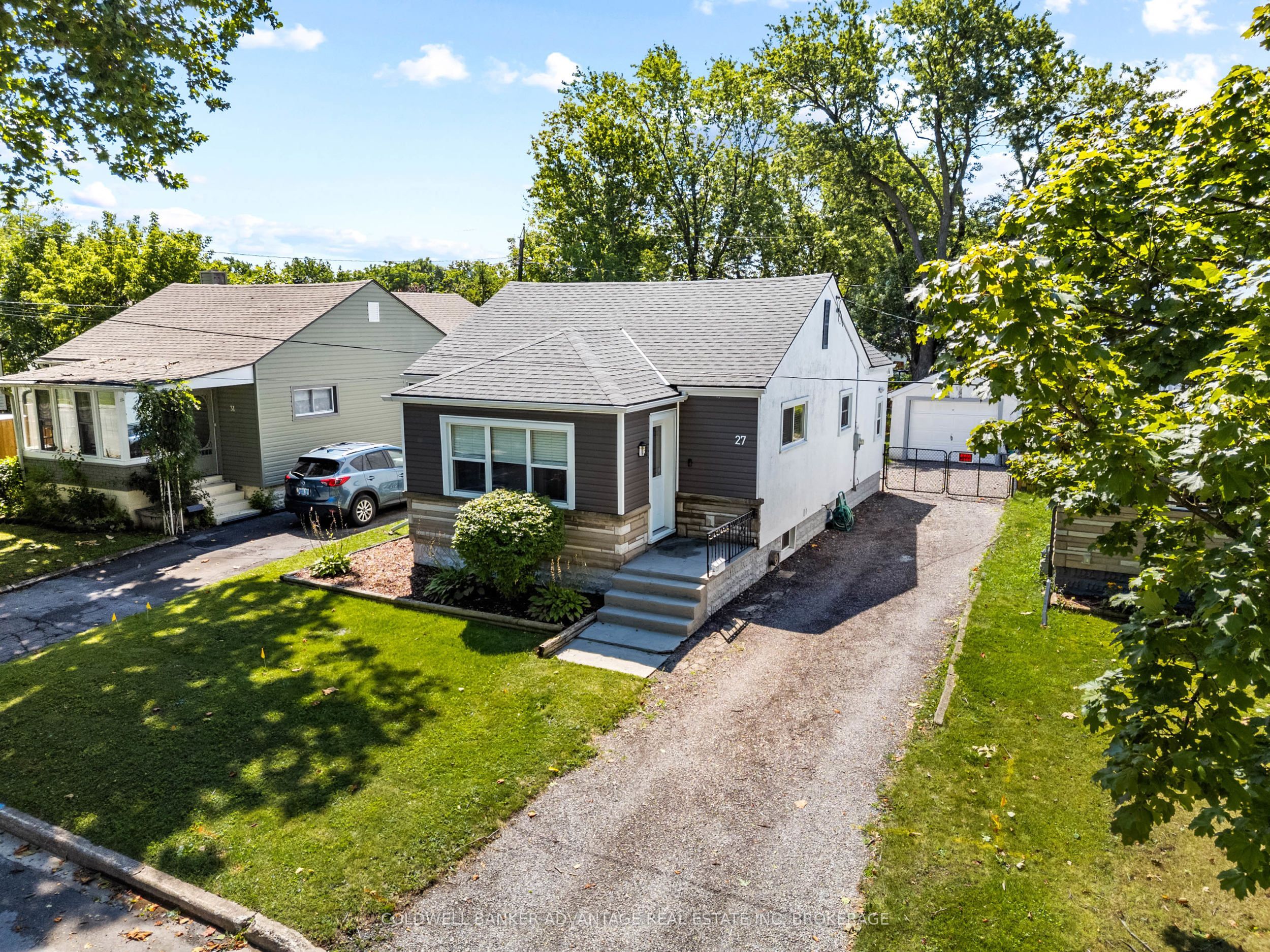 27 Achilles Avenue, Welland, ON L3B 4S3 photo 2