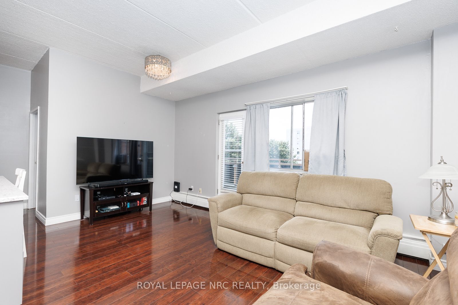 196 Scott Street 515, St. Catharines, ON L2N 5T2 photo 5