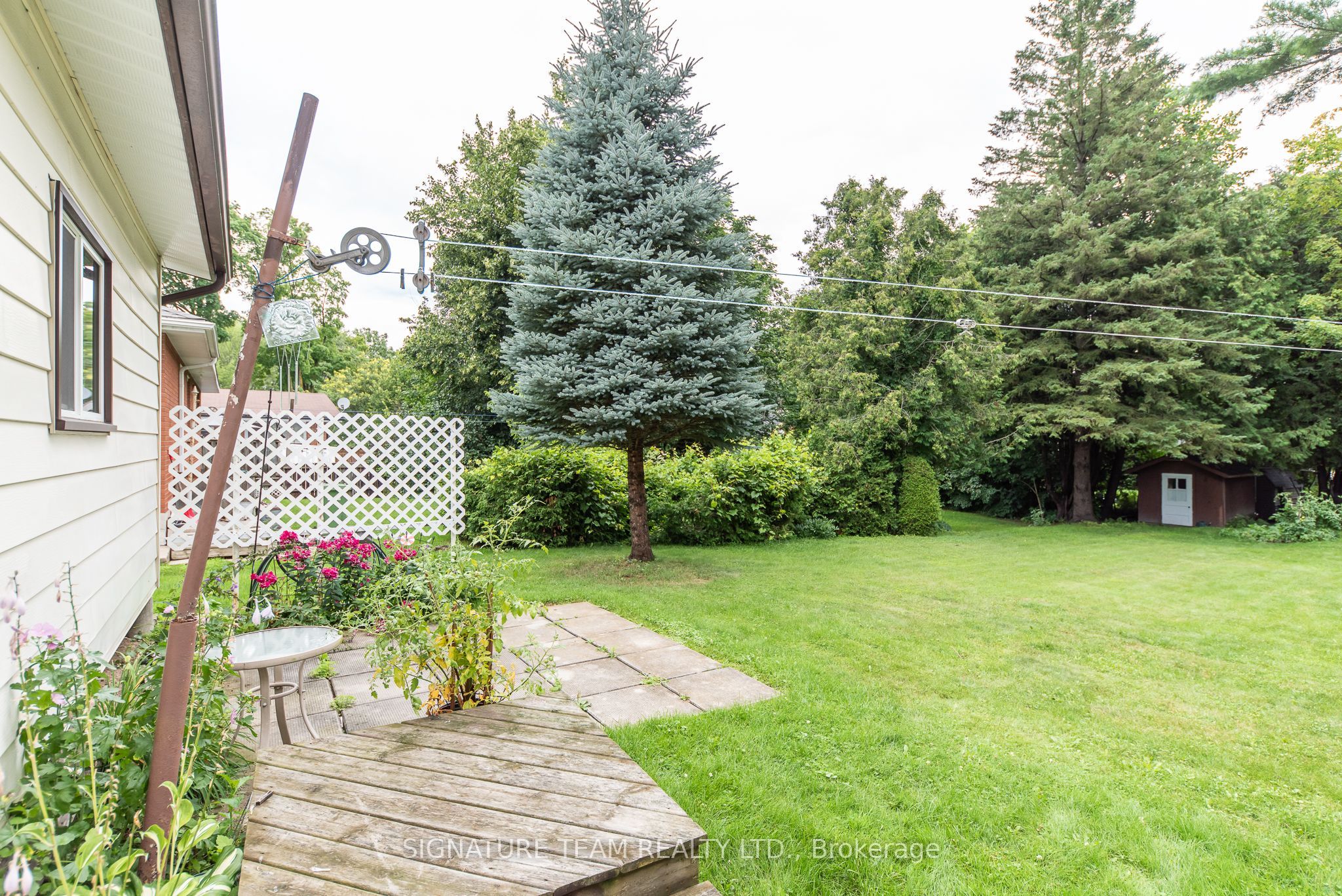 259 Peter Street, Pembroke, ON K8A 1R1 photo 4