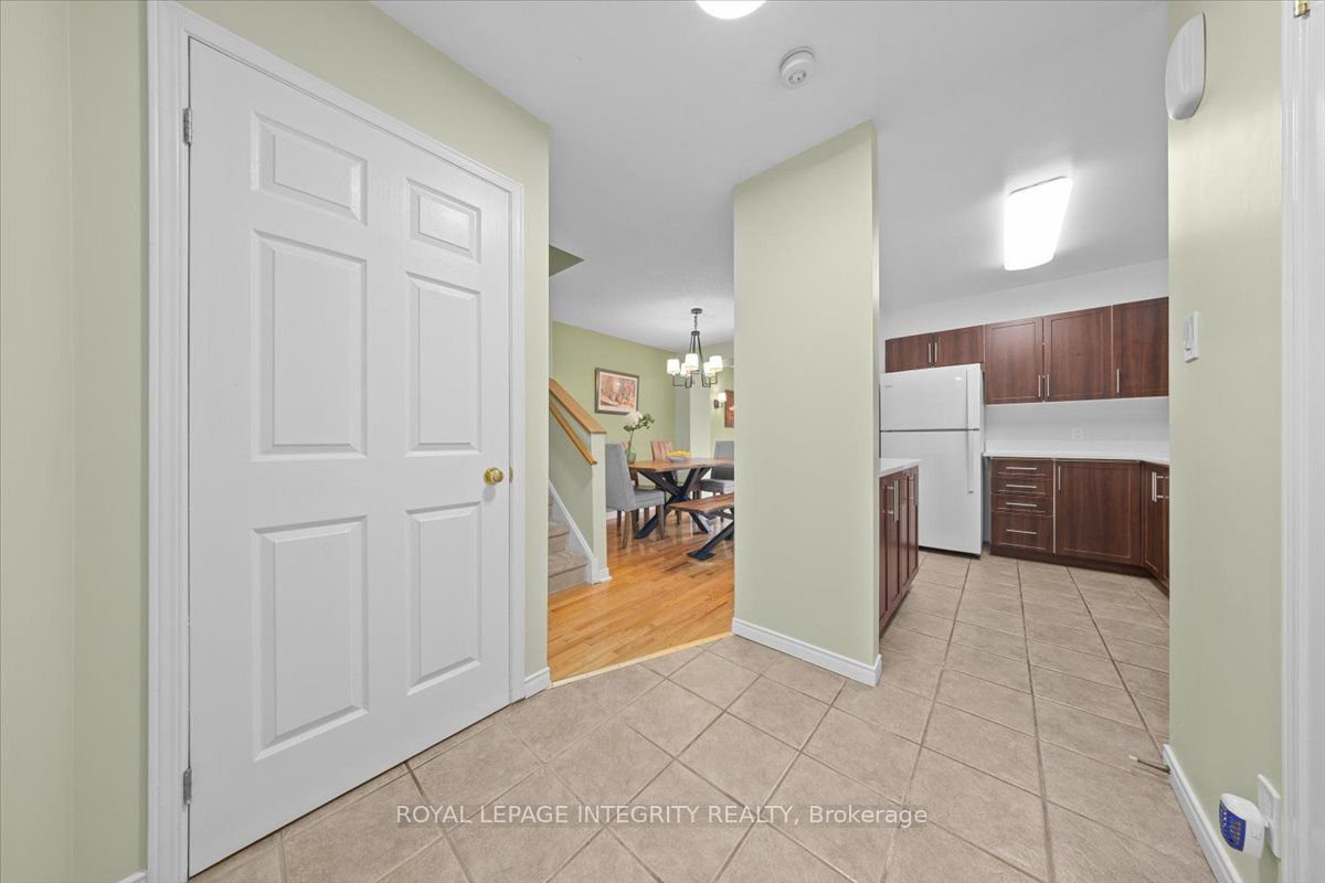 69 ROYAL FIELD Crescent, Barrhaven, ON K2J 4C9 photo 4