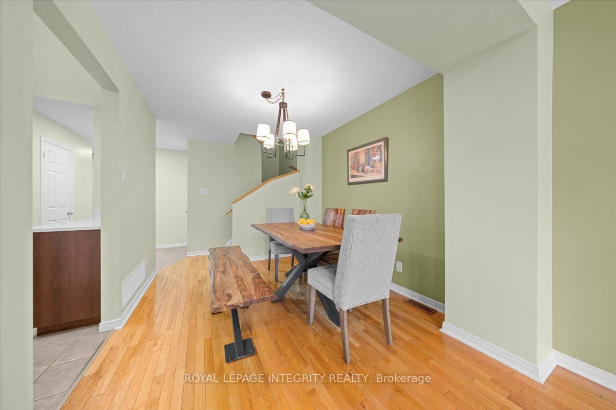 69 ROYAL FIELD Crescent, Barrhaven, ON K2J 4C9 photo 5