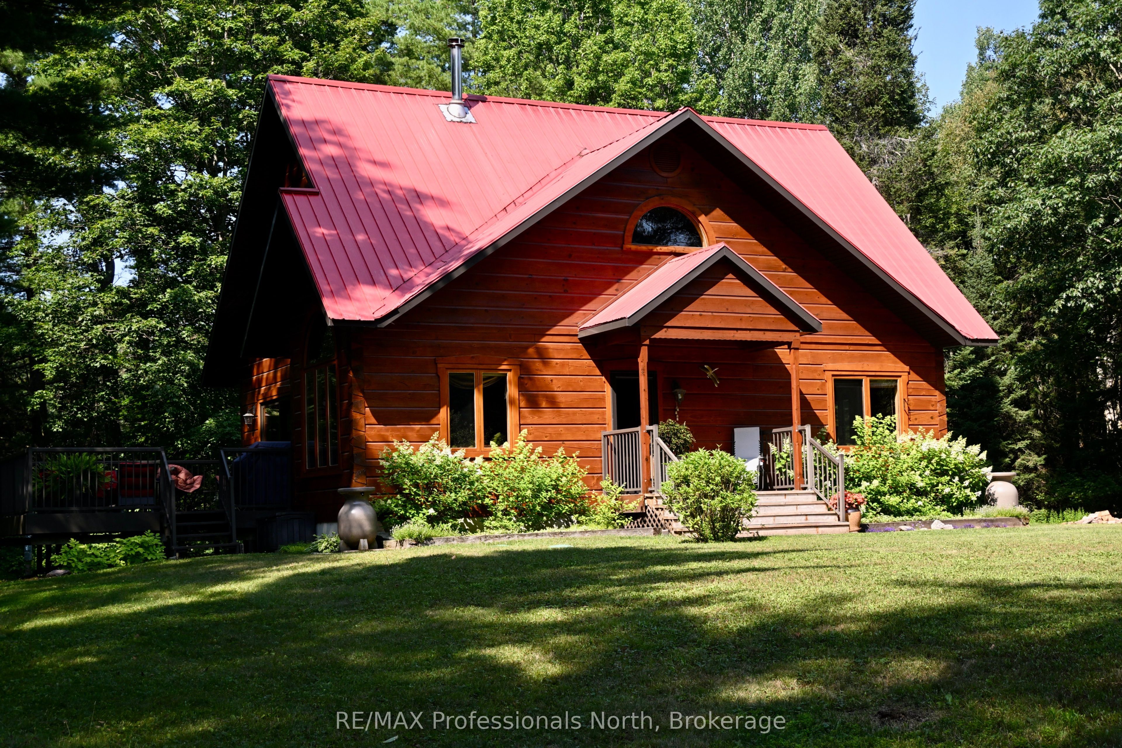 242 Deer Lake Road, Huntsville, ON P0B 1L0