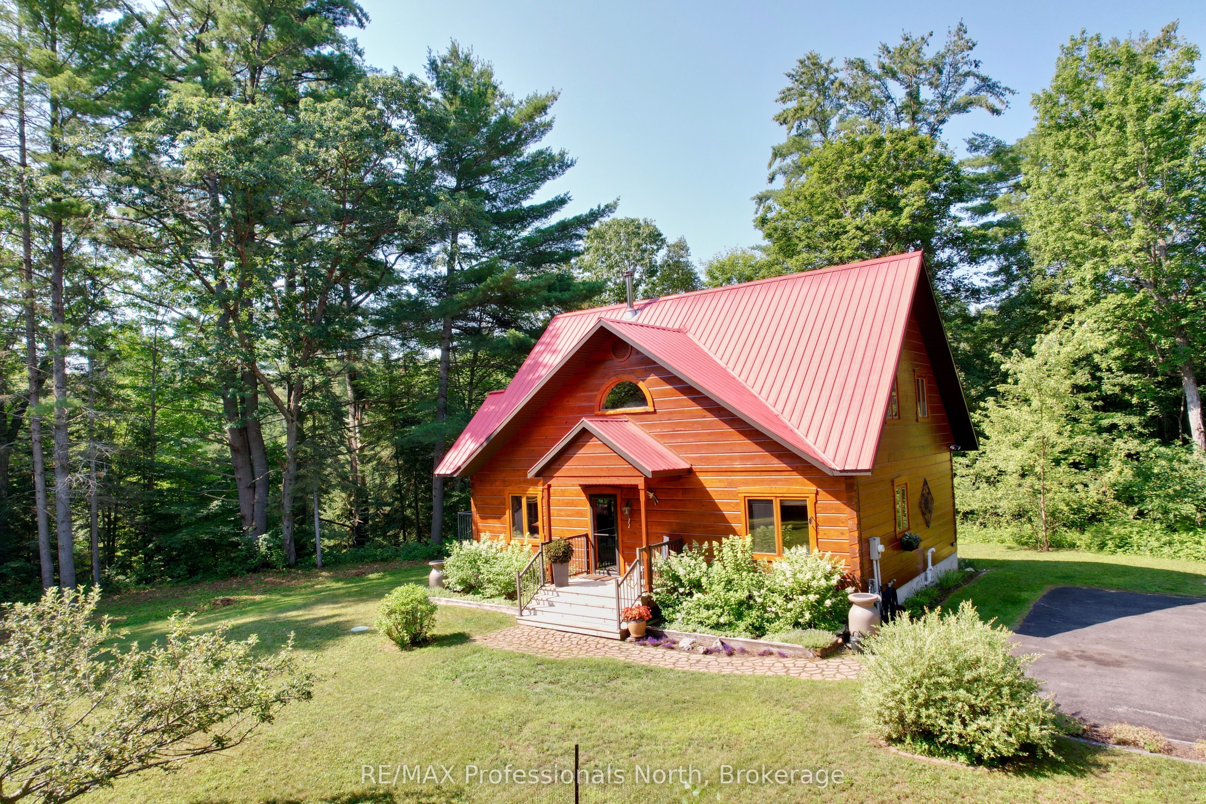 242 Deer Lake Road, Huntsville, ON P0B 1L0 photo 2