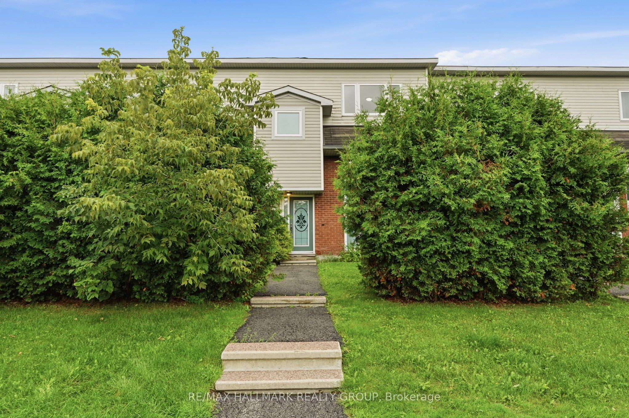 114 Monterey Drive, South of Baseline to Knoxdale, ON K2H 7A8 photo 3