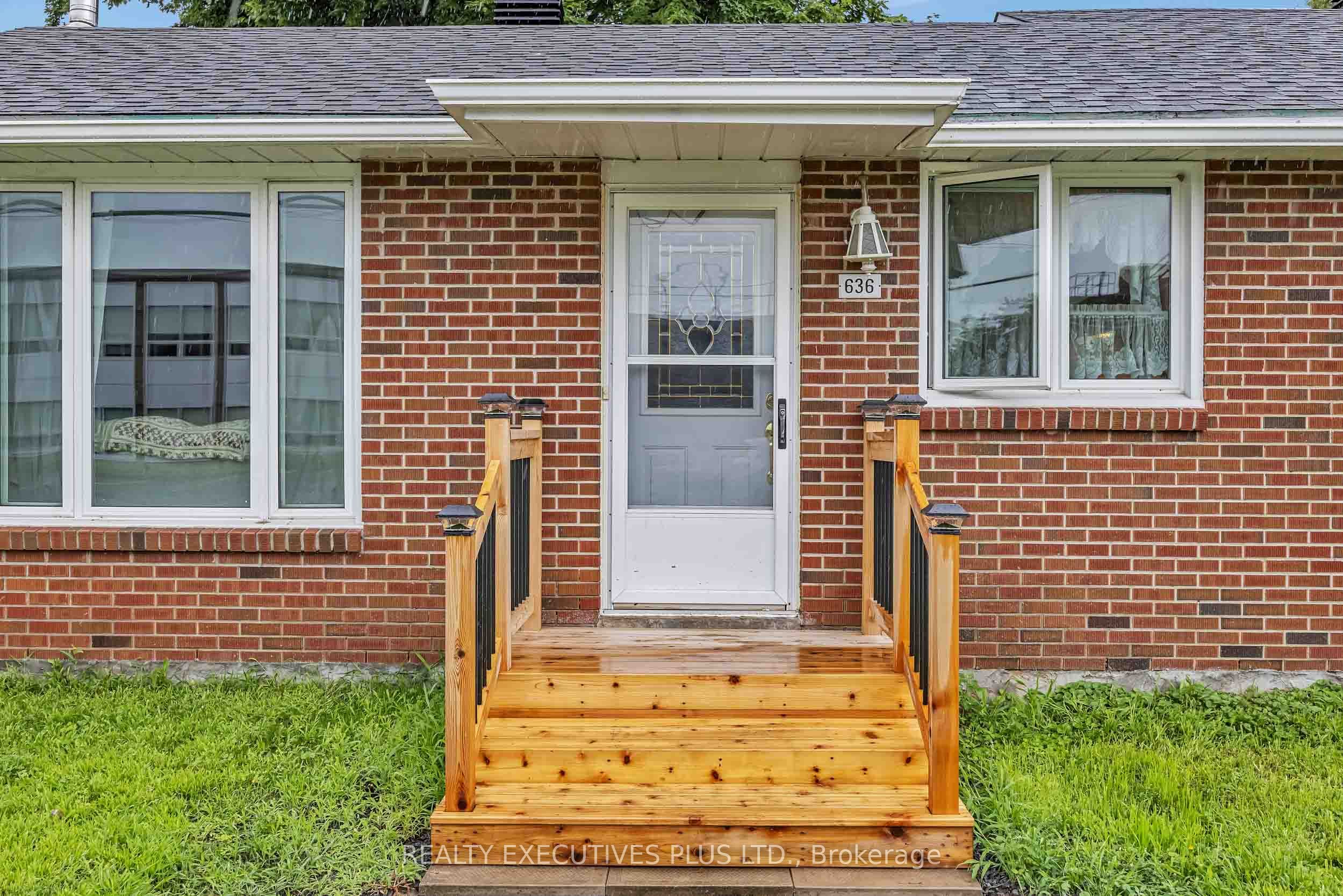 636 Water Street, Alfred and Plantagenet, ON K0B 1L0 photo 3