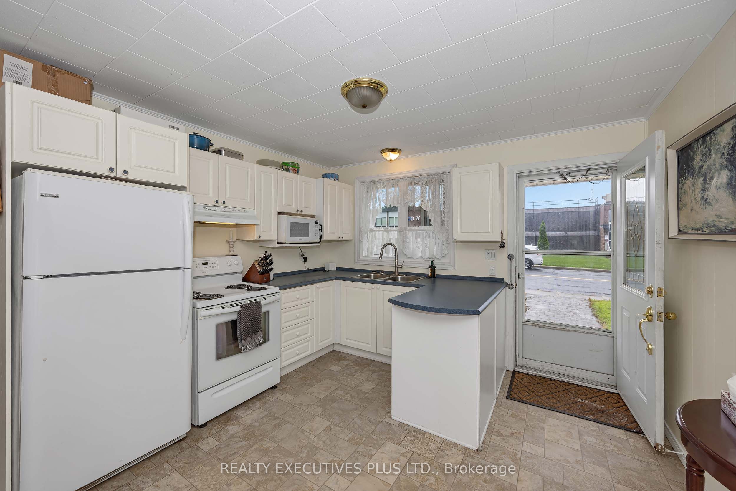 636 Water Street, Alfred and Plantagenet, ON K0B 1L0 photo 4