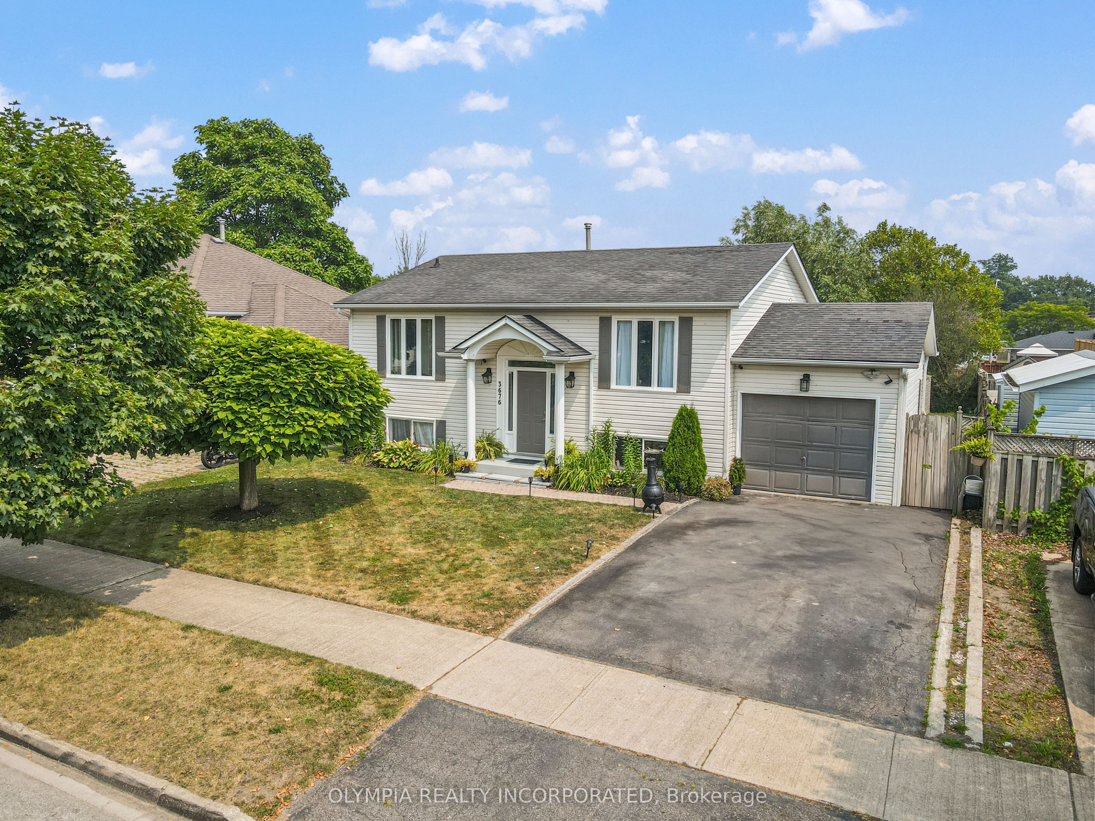 3676 Black Creek Road, Fort Erie, ON L0S 1S0