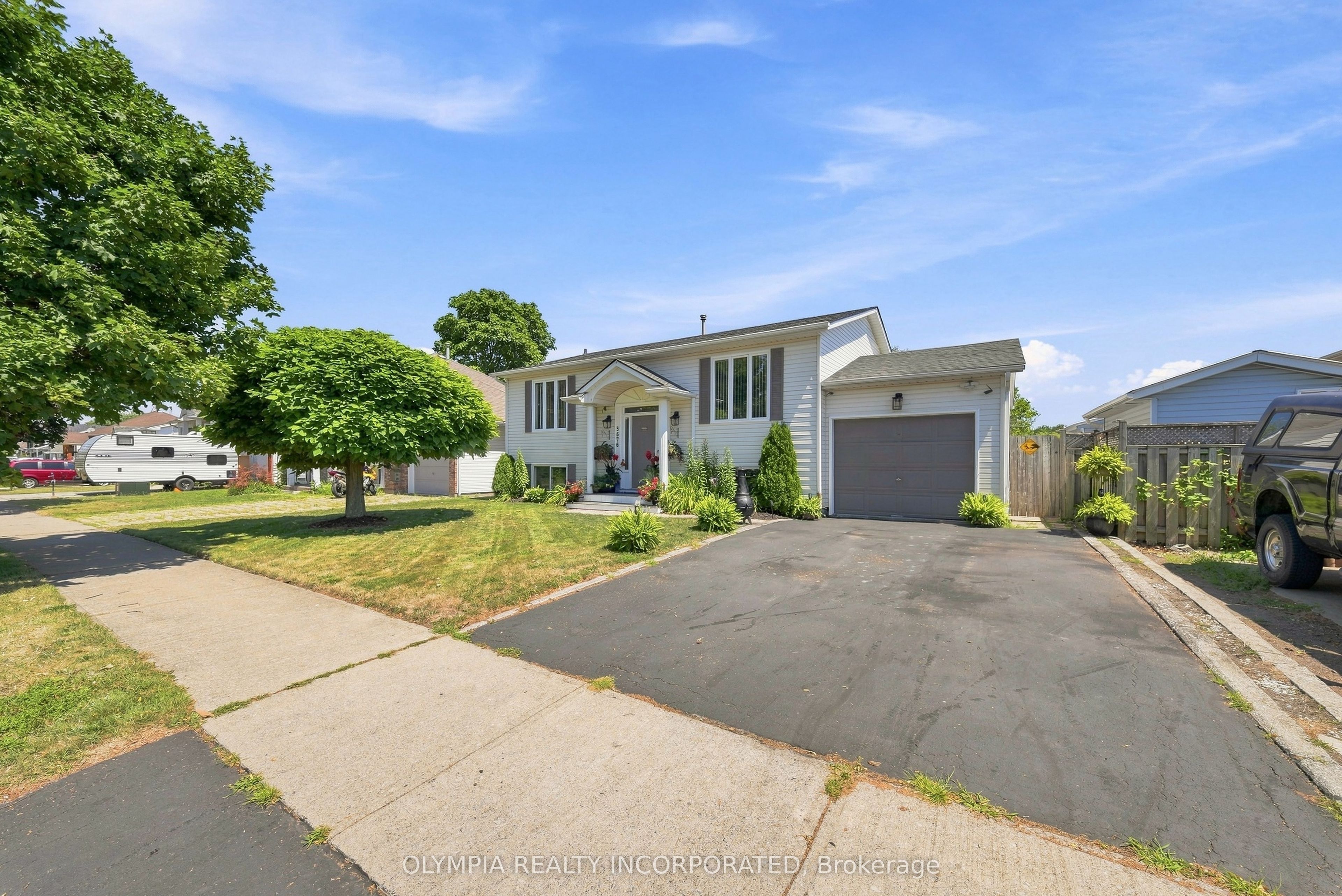 3676 Black Creek Road, Fort Erie, ON L0S 1S0 photo 5