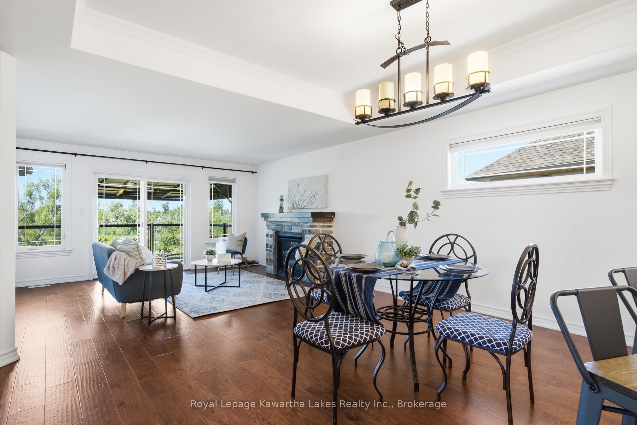 25 Barron Boulevard, Kawartha Lakes, ON K9V 0C4 photo 5