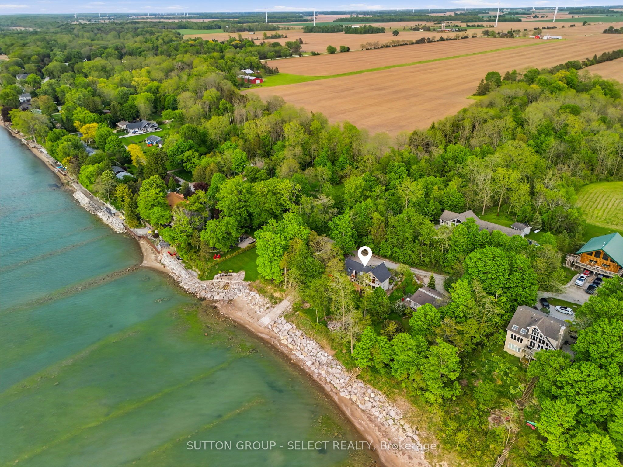 5284 Cliff Road, Lambton Shores, ON N0N 1J7