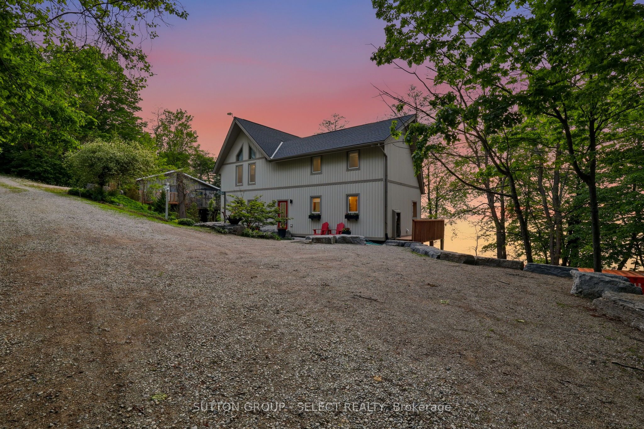 5284 Cliff Road, Lambton Shores, ON N0N 1J7 photo 4
