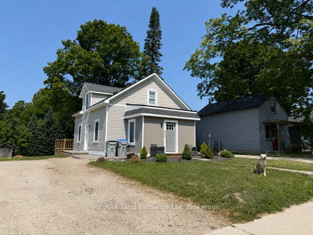330 Albert Street, Huron East, ON N0G 1H0 photo 3