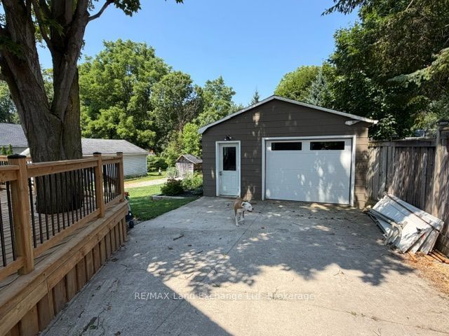 330 Albert Street, Huron East, ON N0G 1H0 photo 4