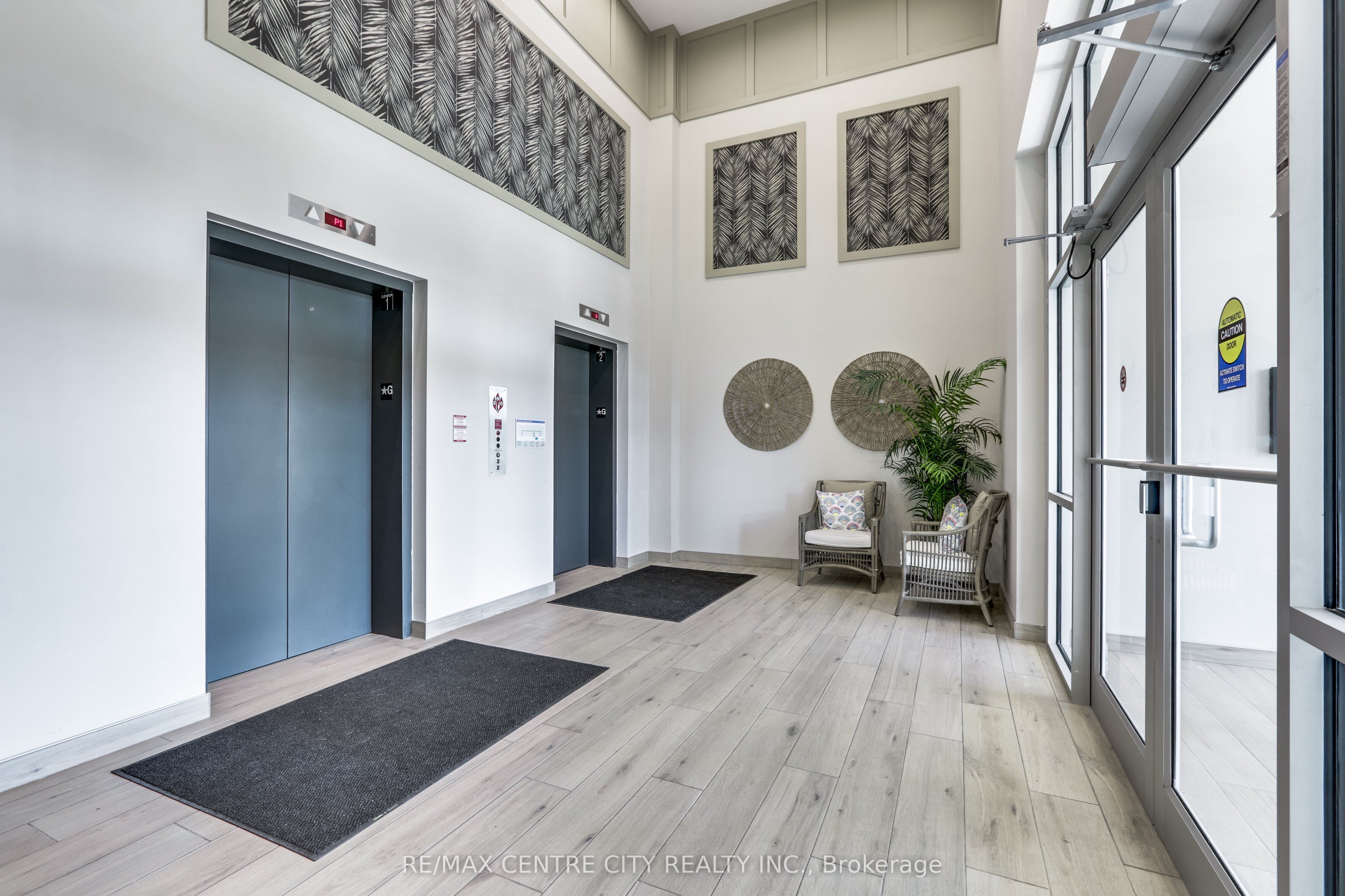 100 The Promenade 206, Central Elgin, ON N5L 0B7 photo 4