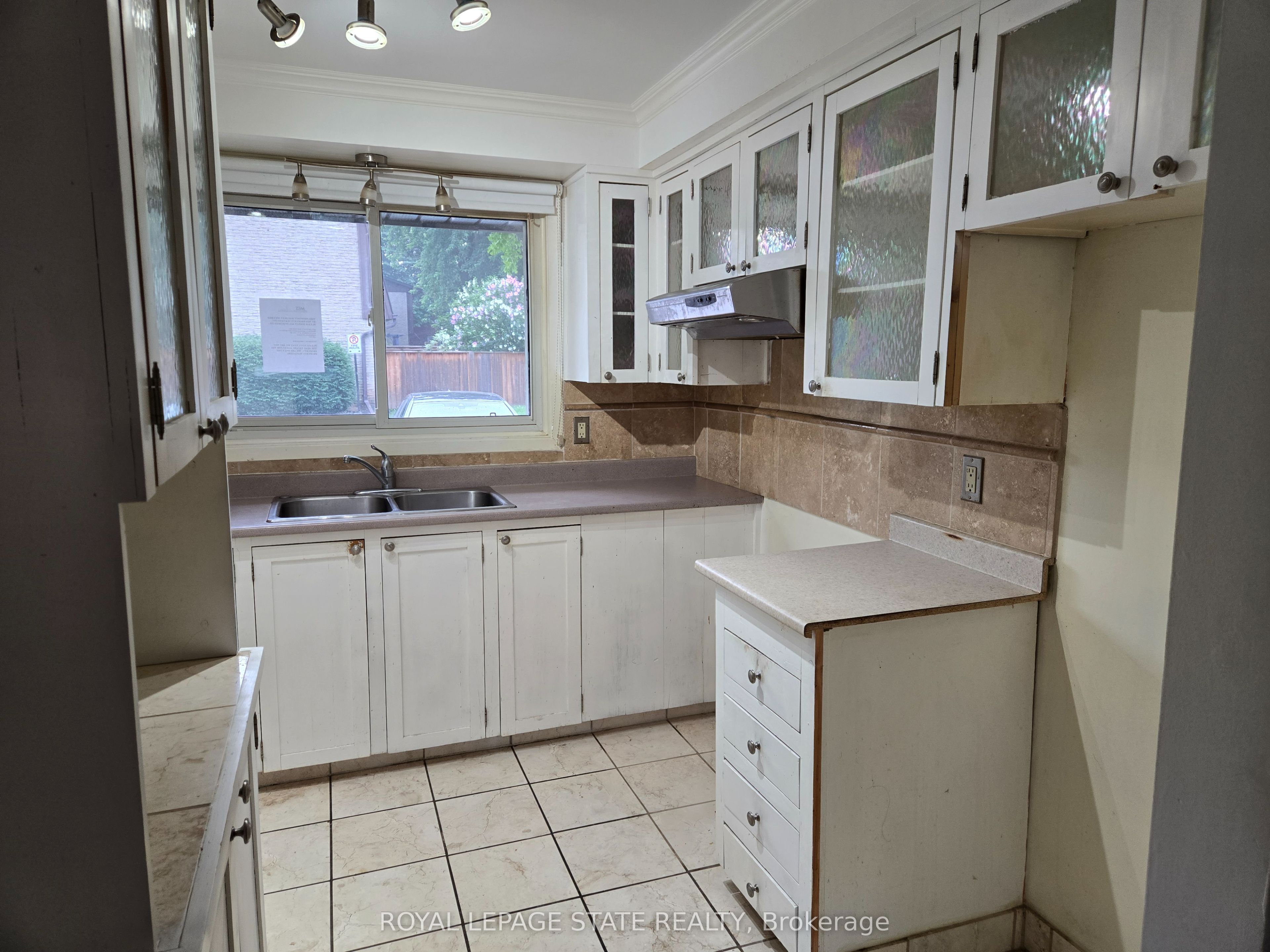 151 Linwell Road 38, St. Catharines, ON L2N 6P3 photo 4