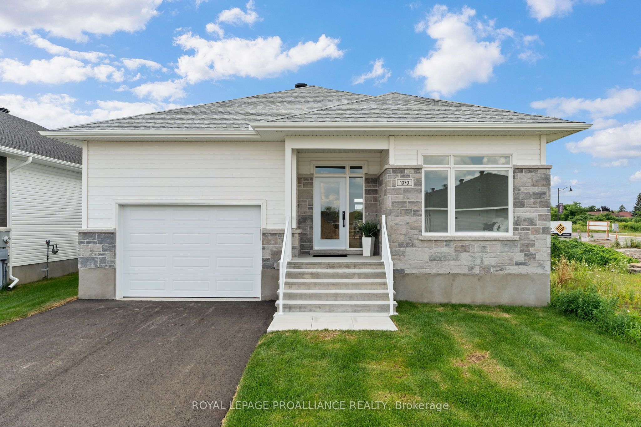 1070 Turner Drive, Brockville, ON K6V 0G8