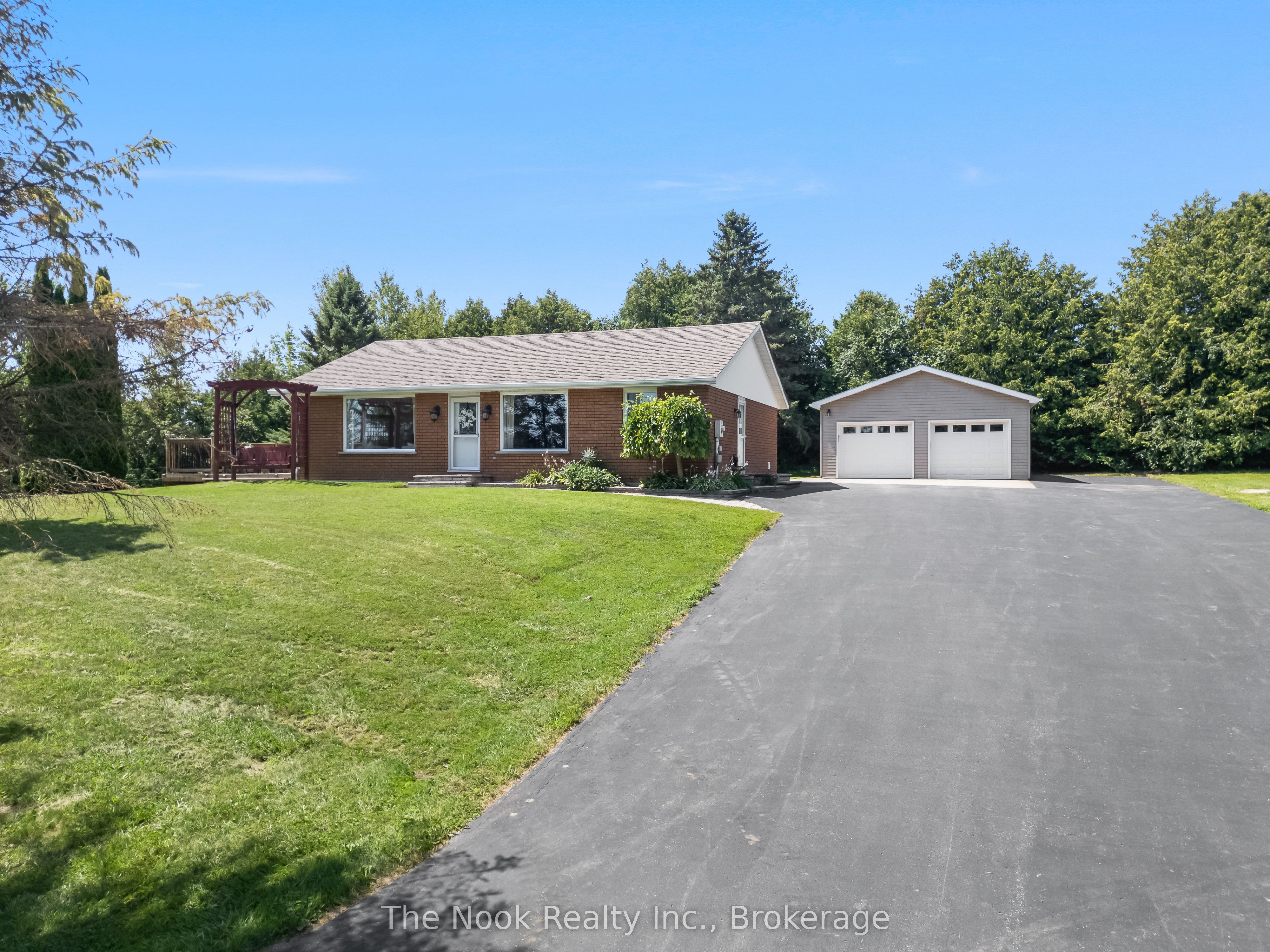 8106 County 10 Road, Port Hope, ON L0A 1B0 photo 2
