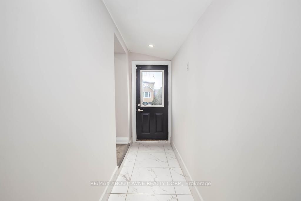 131 WEST Avenue N, Hamilton, ON L8L 5C4 photo 2