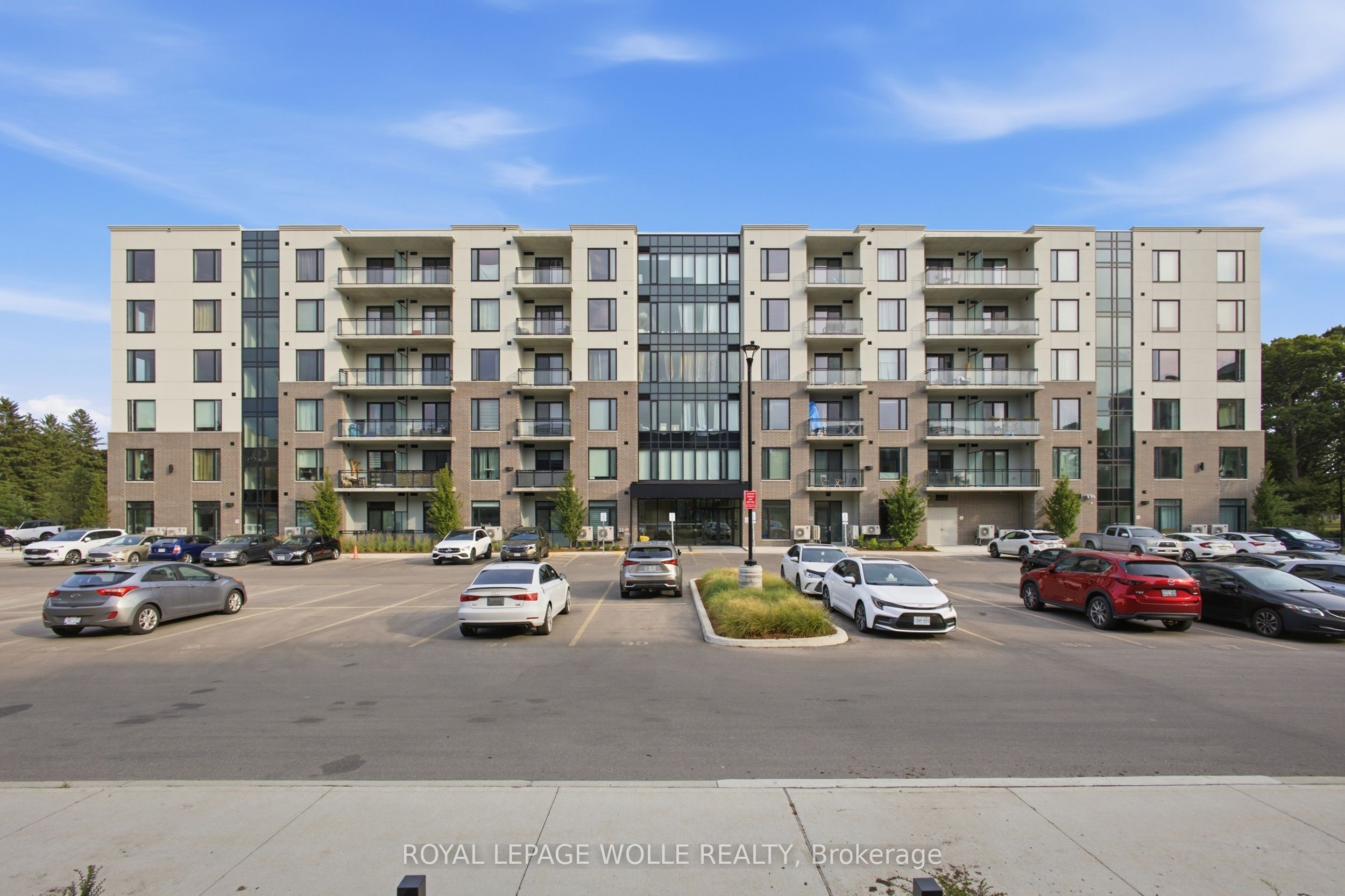 107 Roger Street 308, Waterloo, ON N2J 0G2 photo 2
