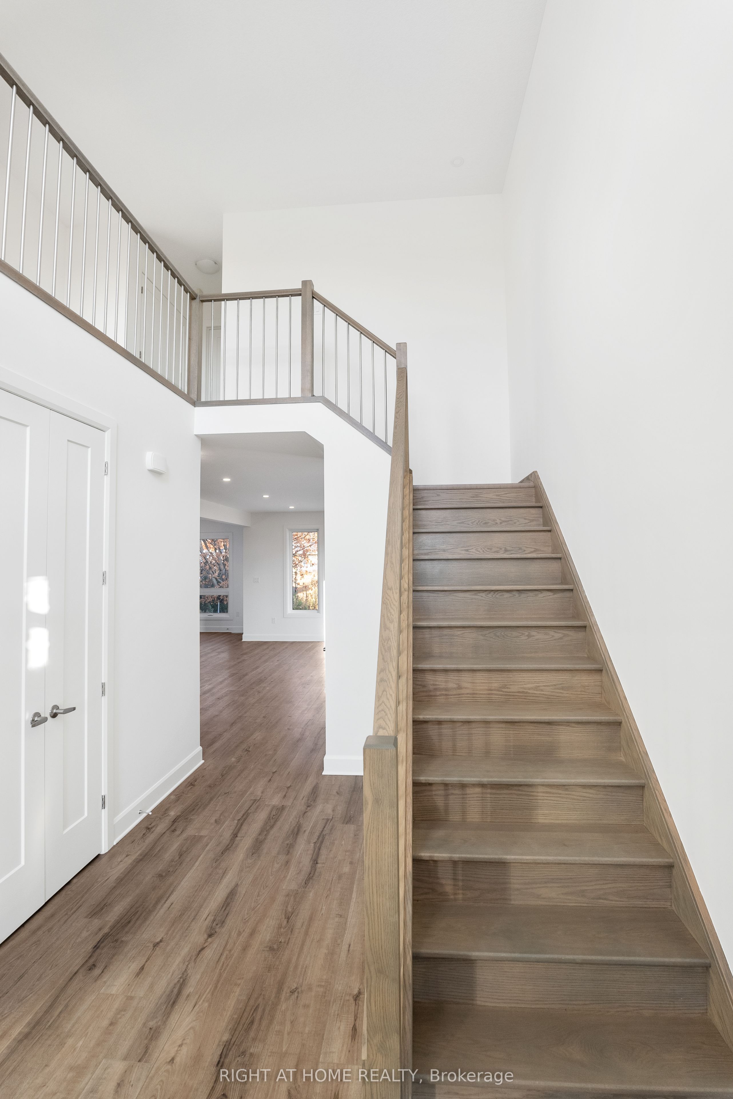 2 WELCH Court, St. Thomas, ON N5R 0M1 photo 5