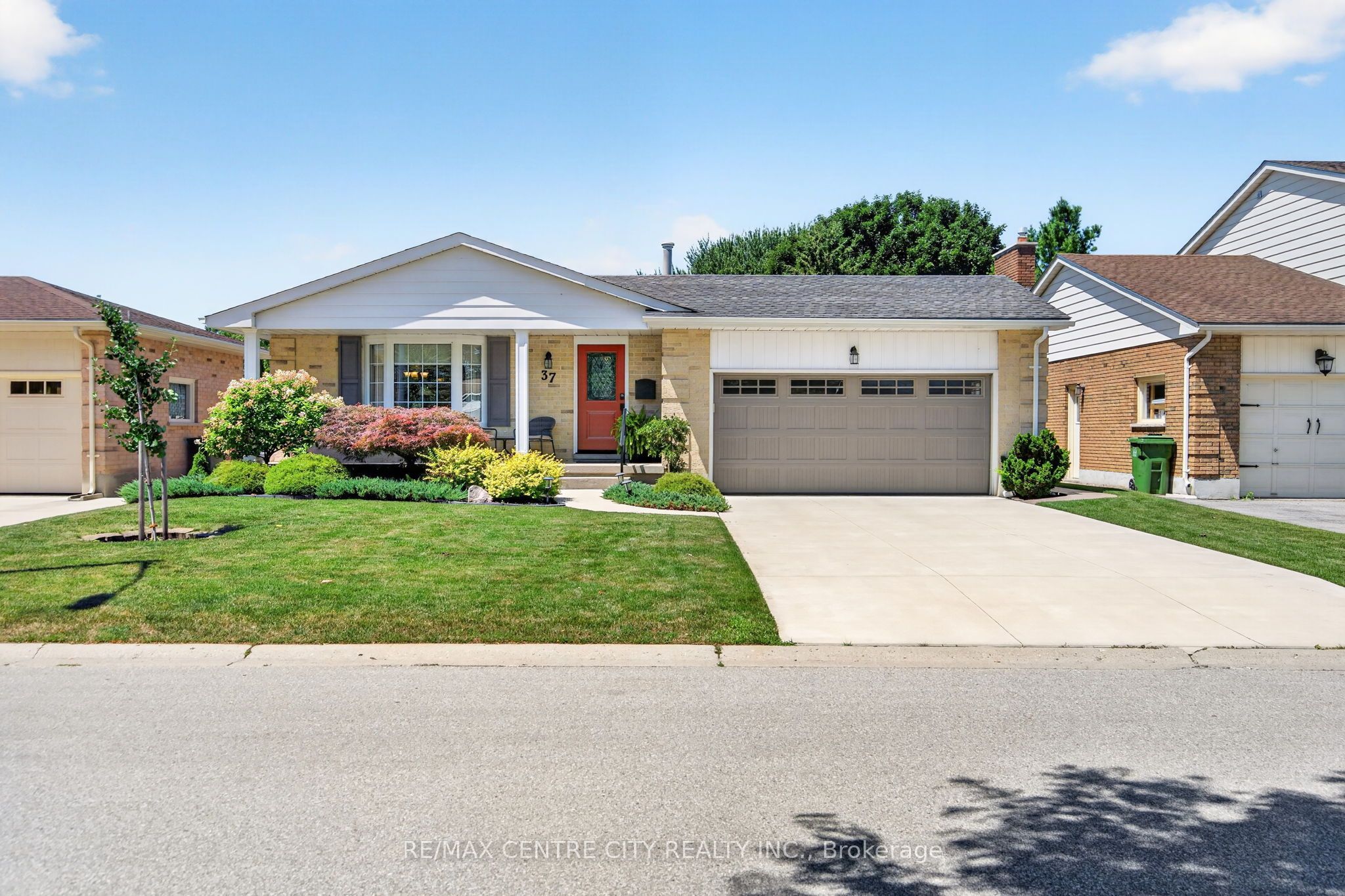 37 Luton Crescent, St. Thomas, ON N5R 5J9