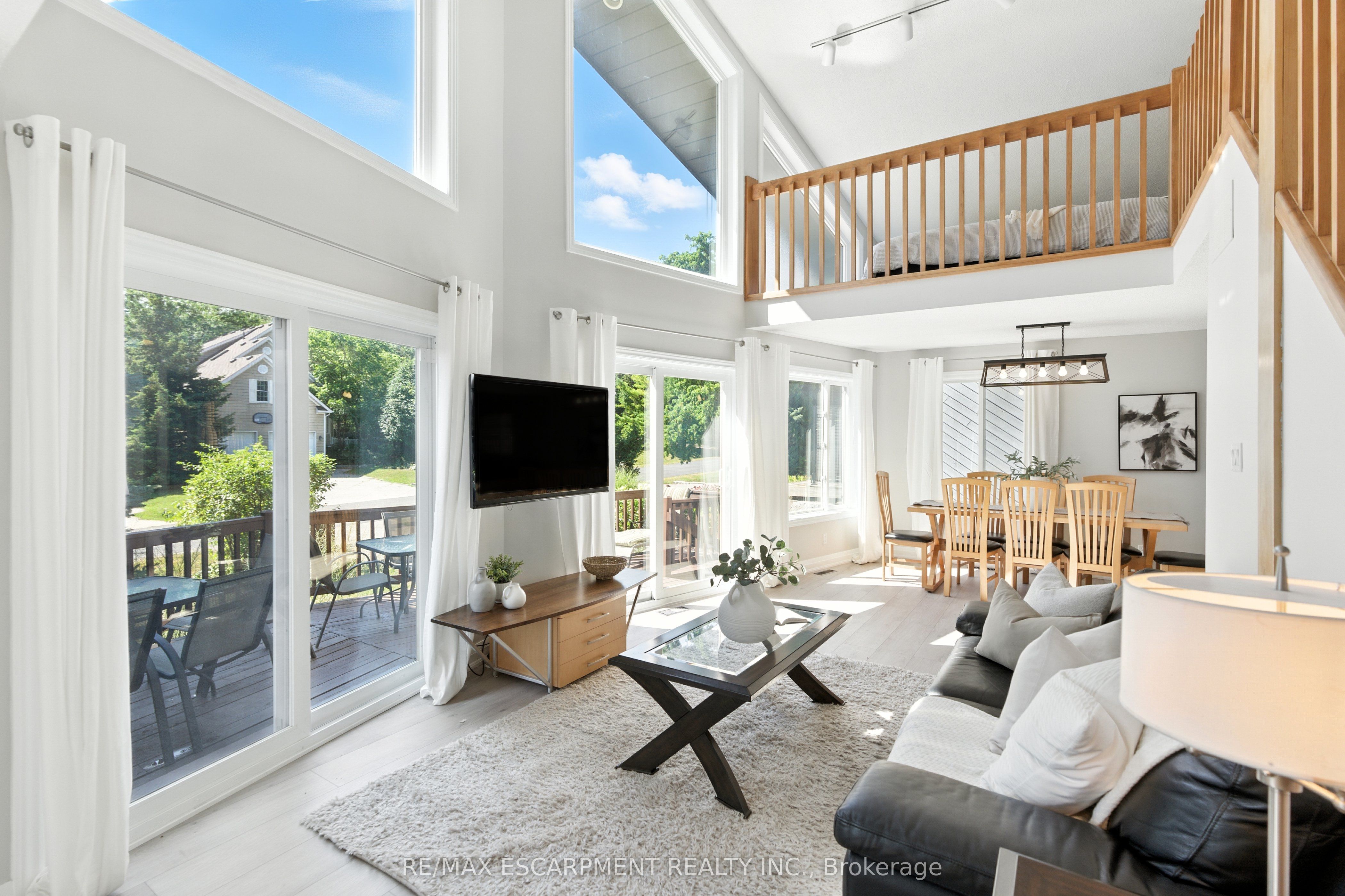 115 Pioneer Lane, Blue Mountains, ON L9Y 0M6 photo 4