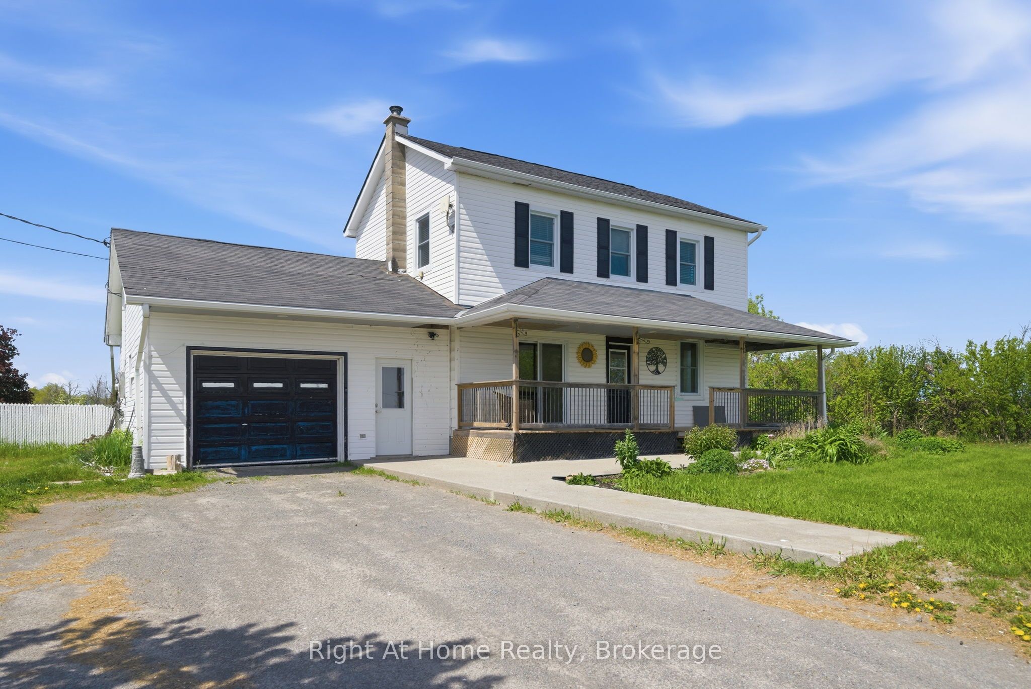 660 County Rd 19 Road, Prince Edward County, ON K0K 1T0 photo 3