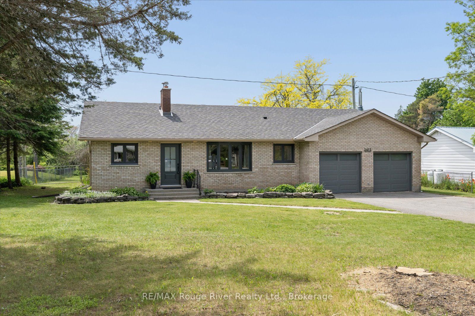 3413 County Rd 36, Kawartha Lakes, ON K0M 1A0 photo 2