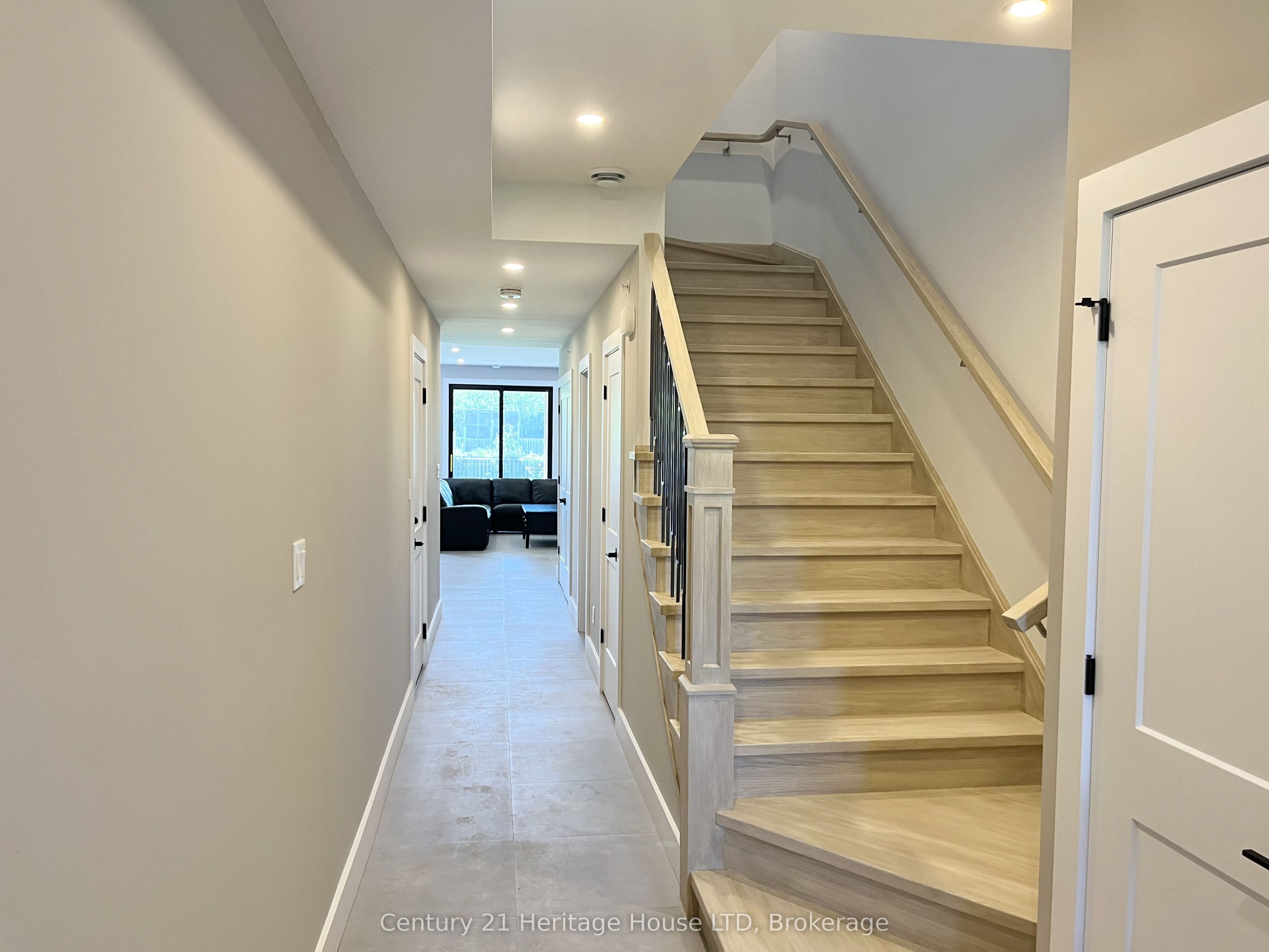 99A Moffatt Street, St. Catharines, ON L2P 2L6 photo 5
