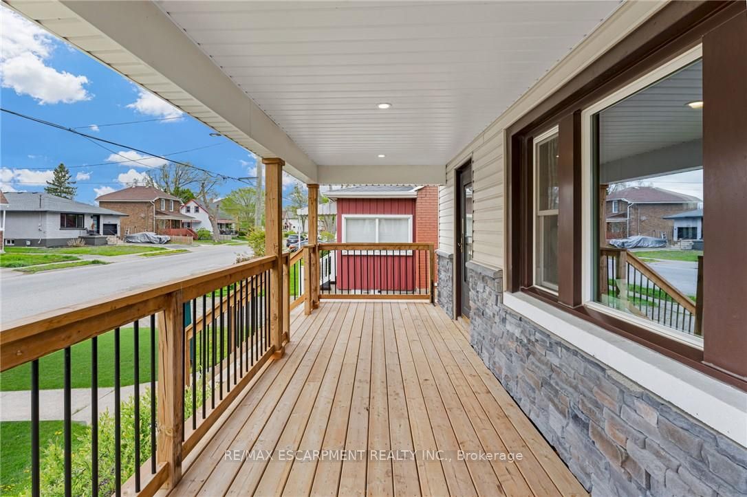 112 Oakland Avenue, Welland, ON L3C 2C1 photo 5